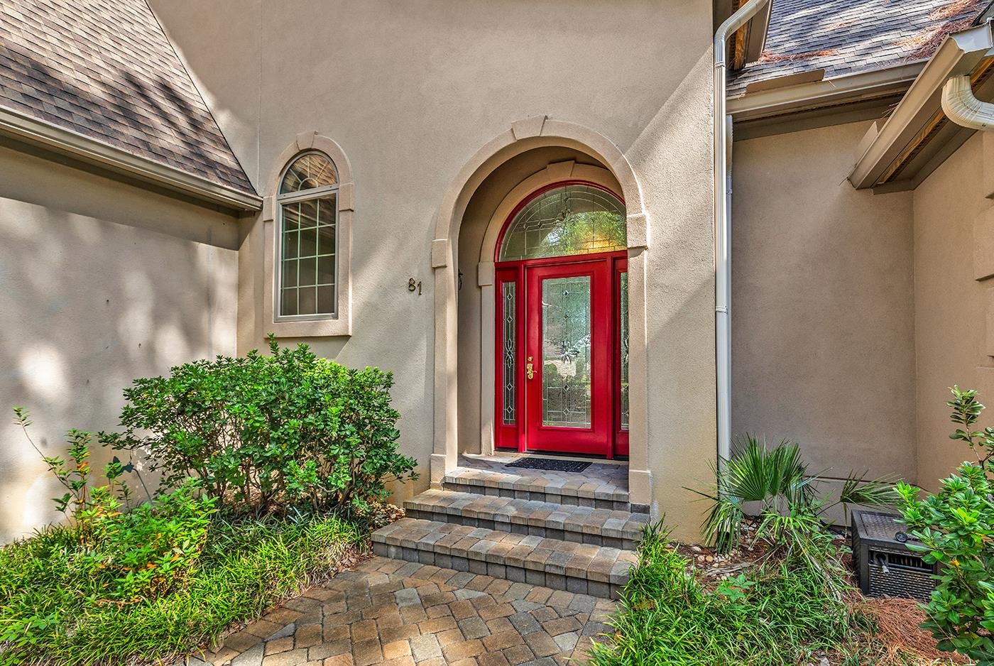 81 Fairway Ln.