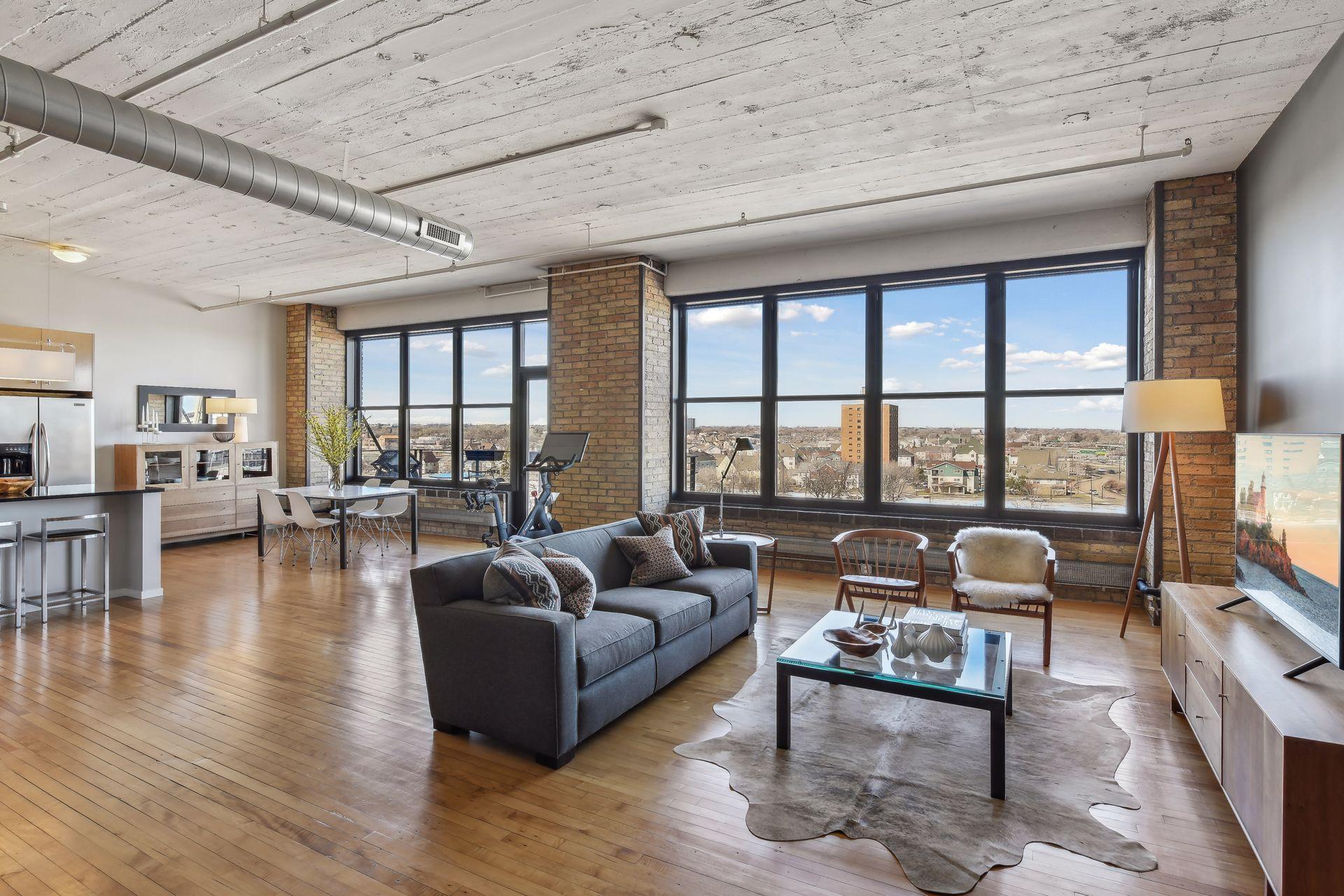 290 Market Street Unit: 603