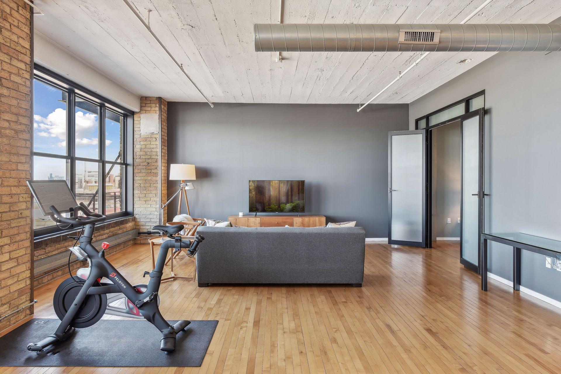 290 Market Street Unit: 603