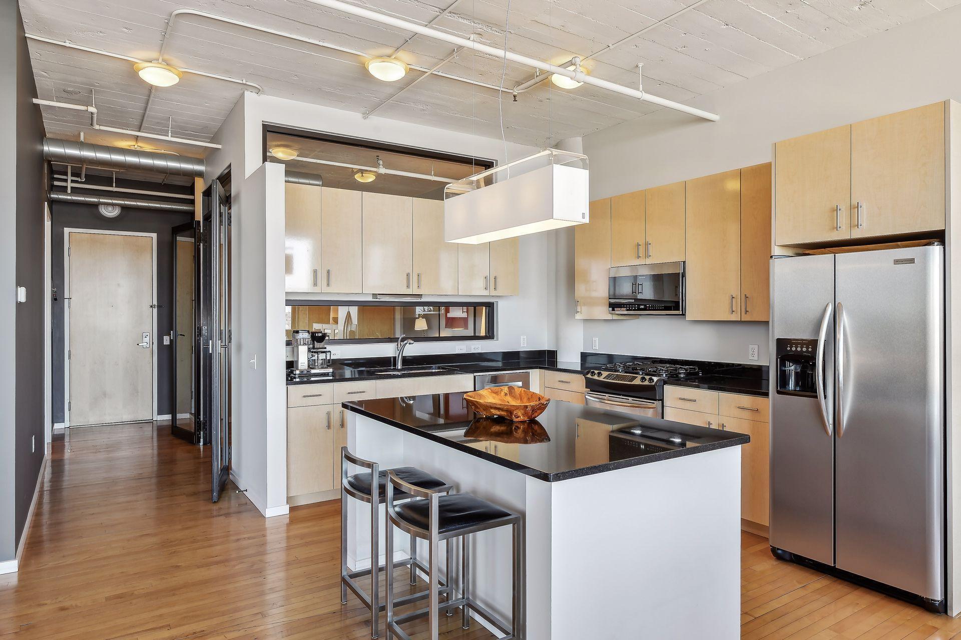 290 Market Street Unit: 603