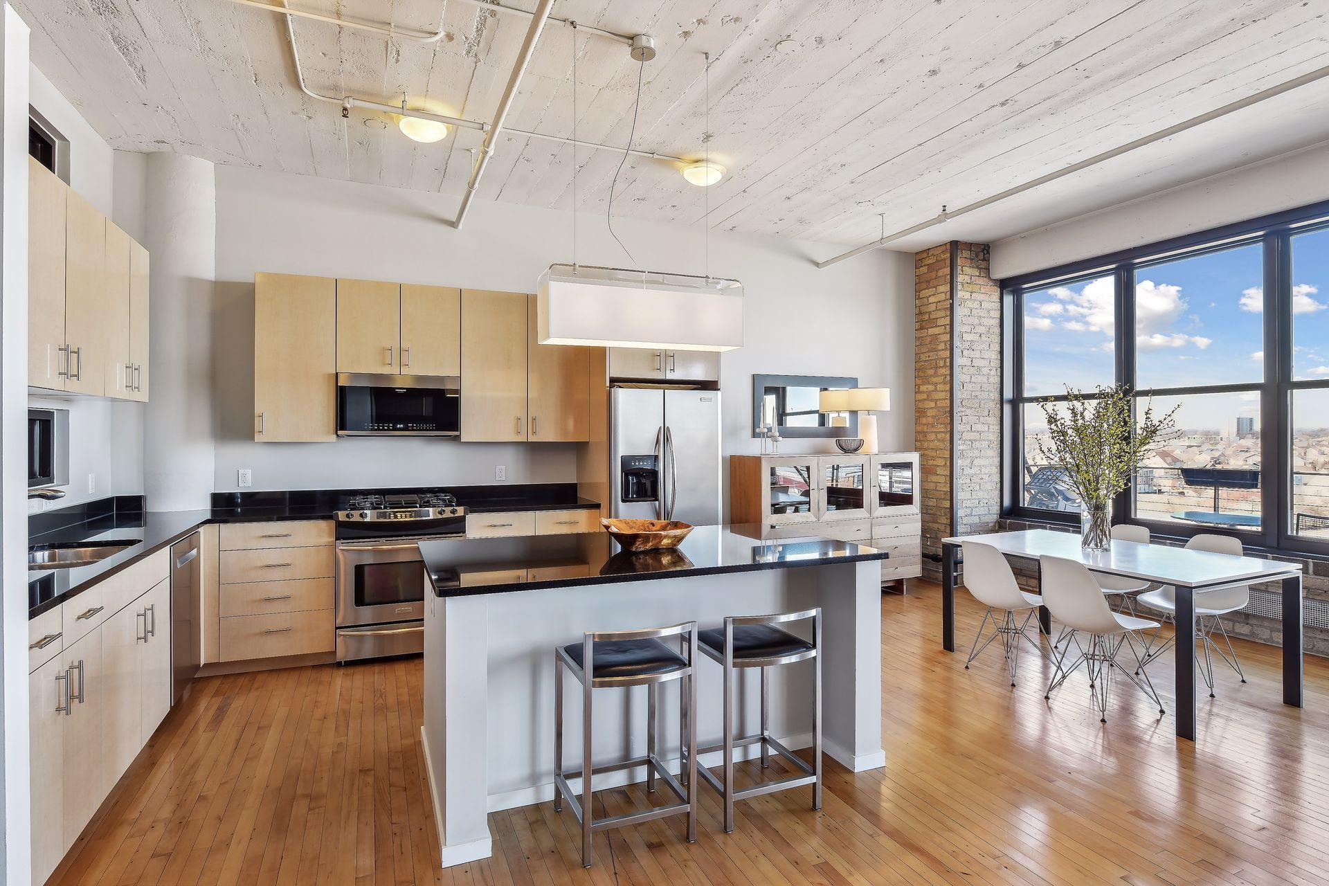 290 Market Street Unit: 603