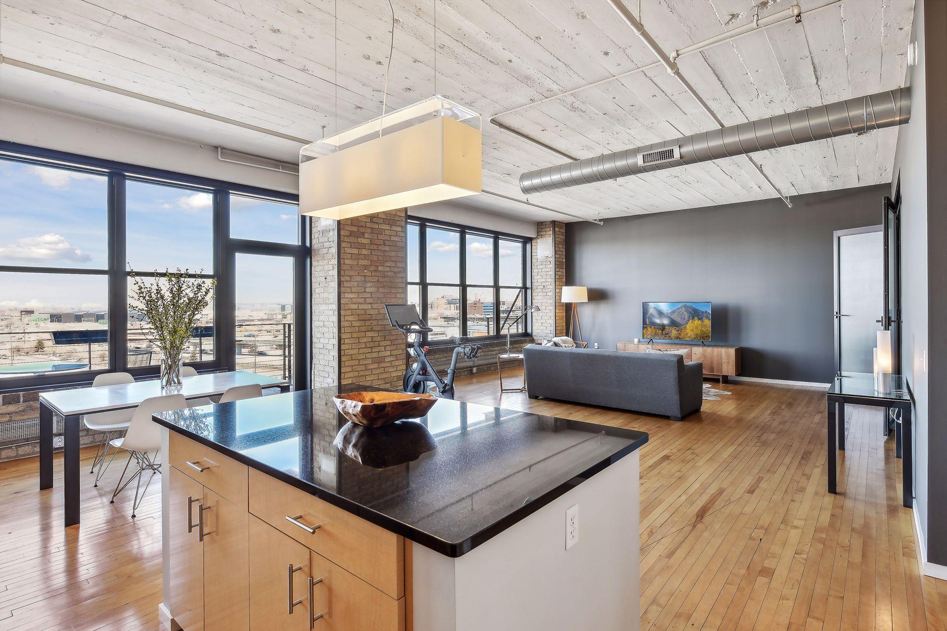 290 Market Street Unit: 603
