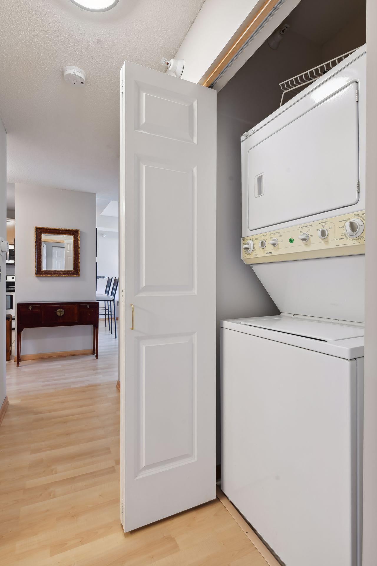 560 N 2nd Street Unit: 400