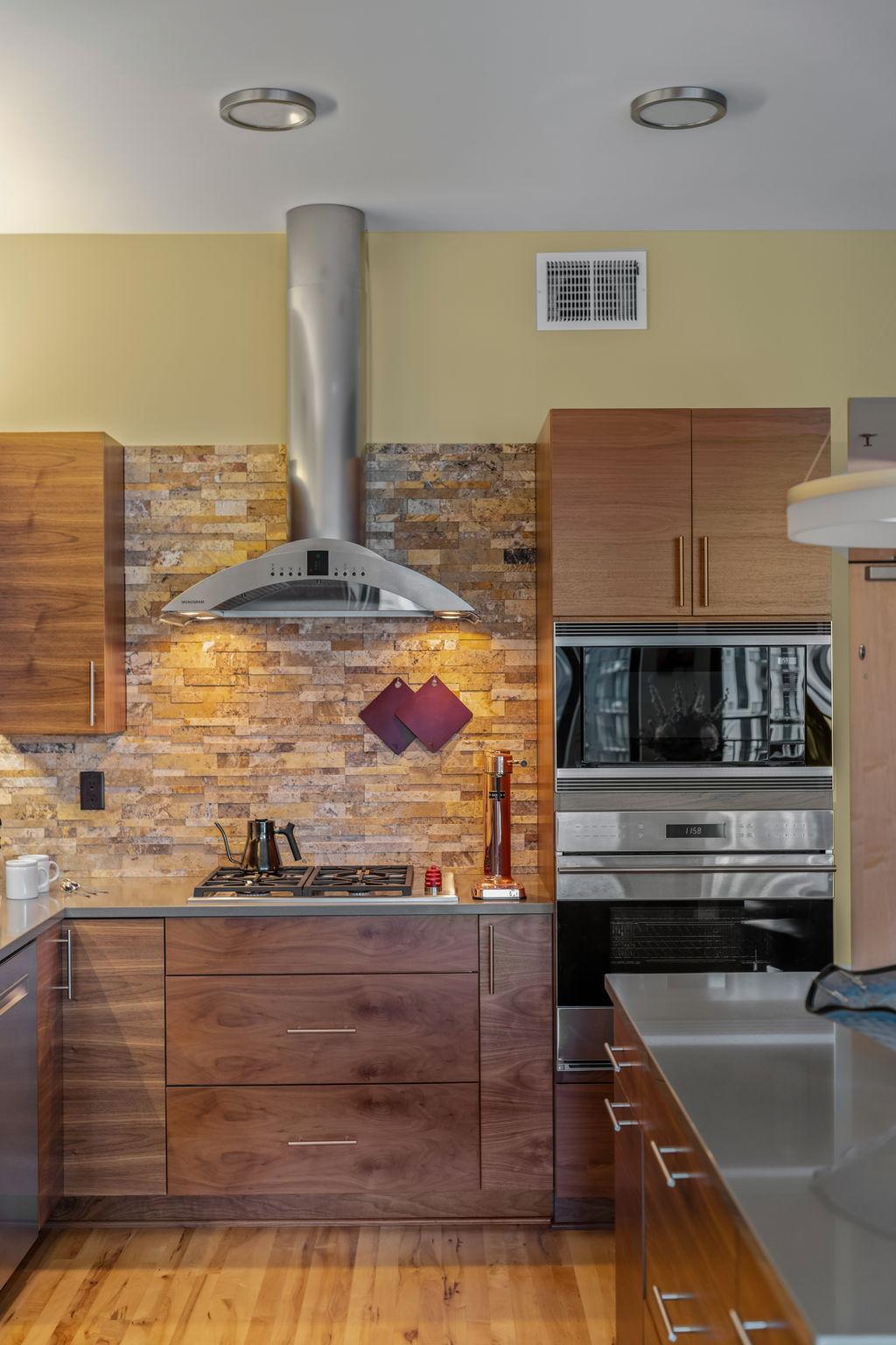 1240 S 2nd Street Unit: 610