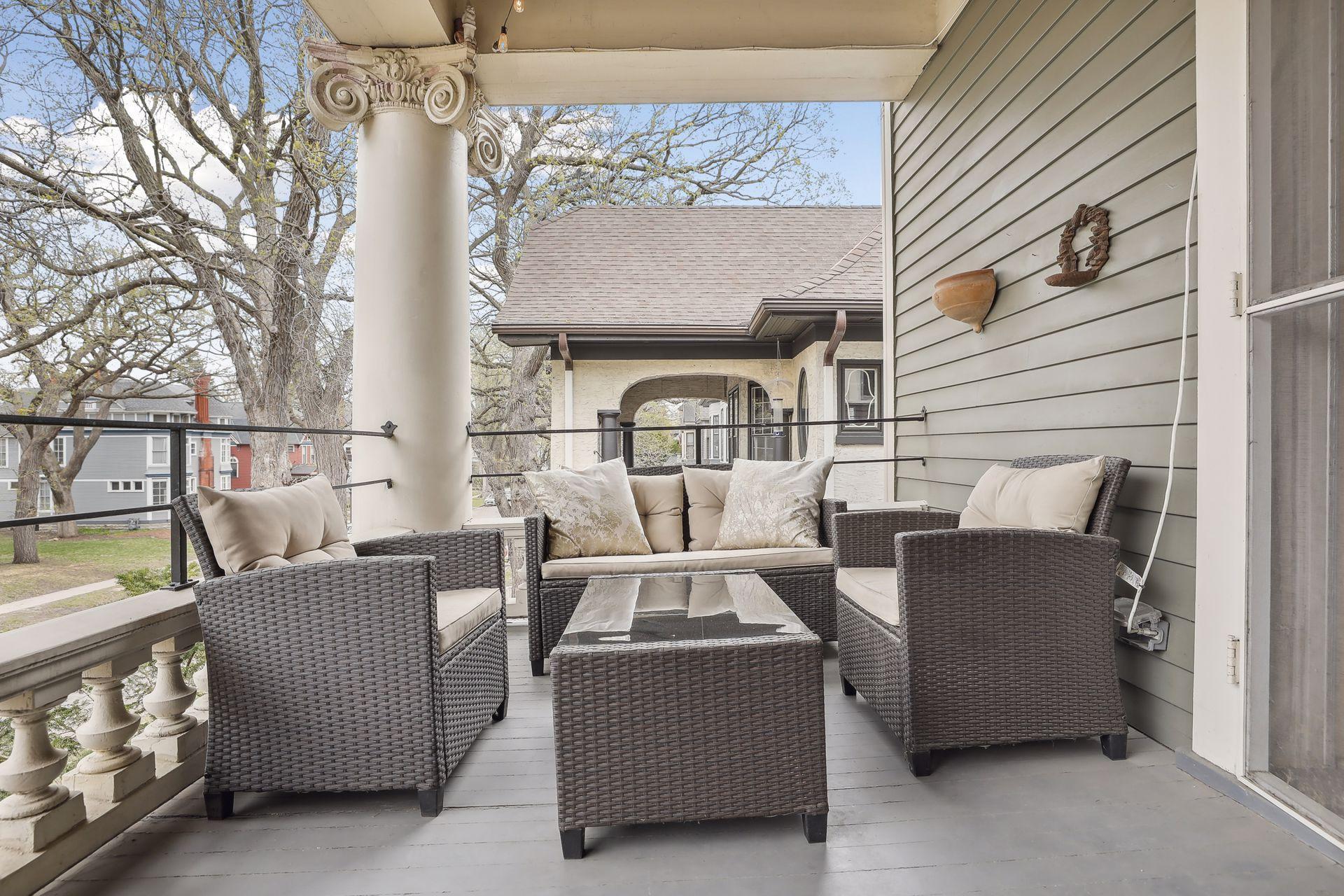 496 Holly Avenue Unit: 4