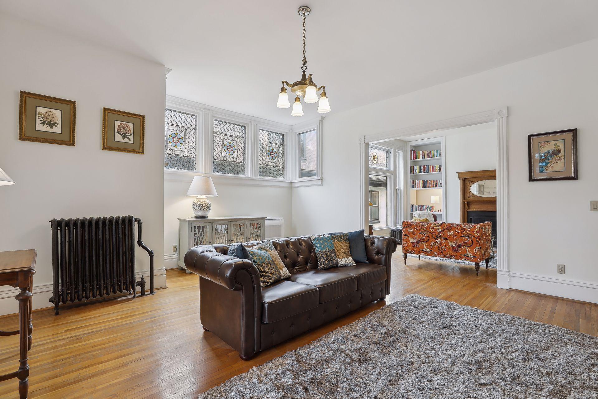 496 Holly Avenue Unit: 4