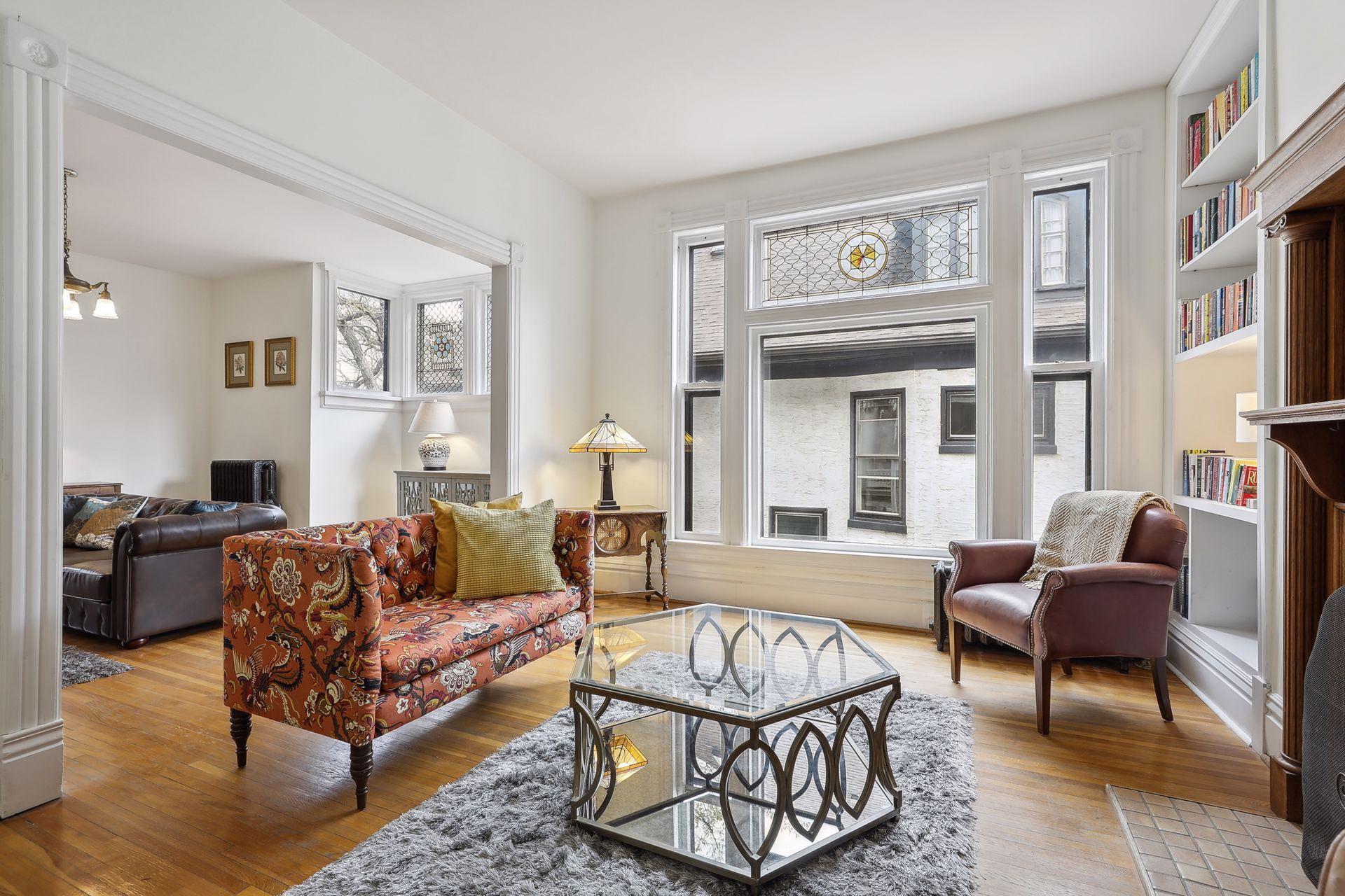 496 Holly Avenue Unit: 4