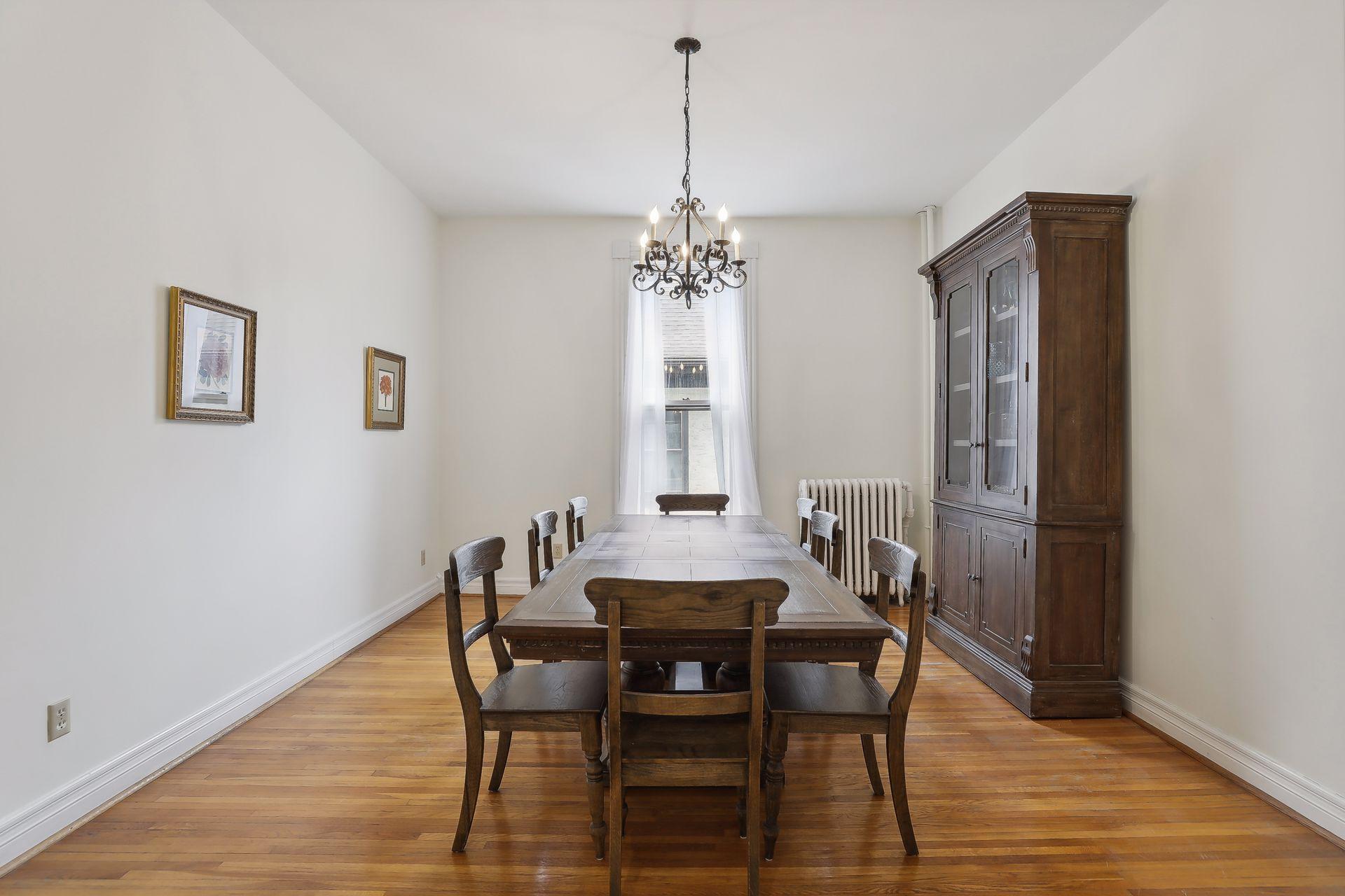496 Holly Avenue Unit: 4