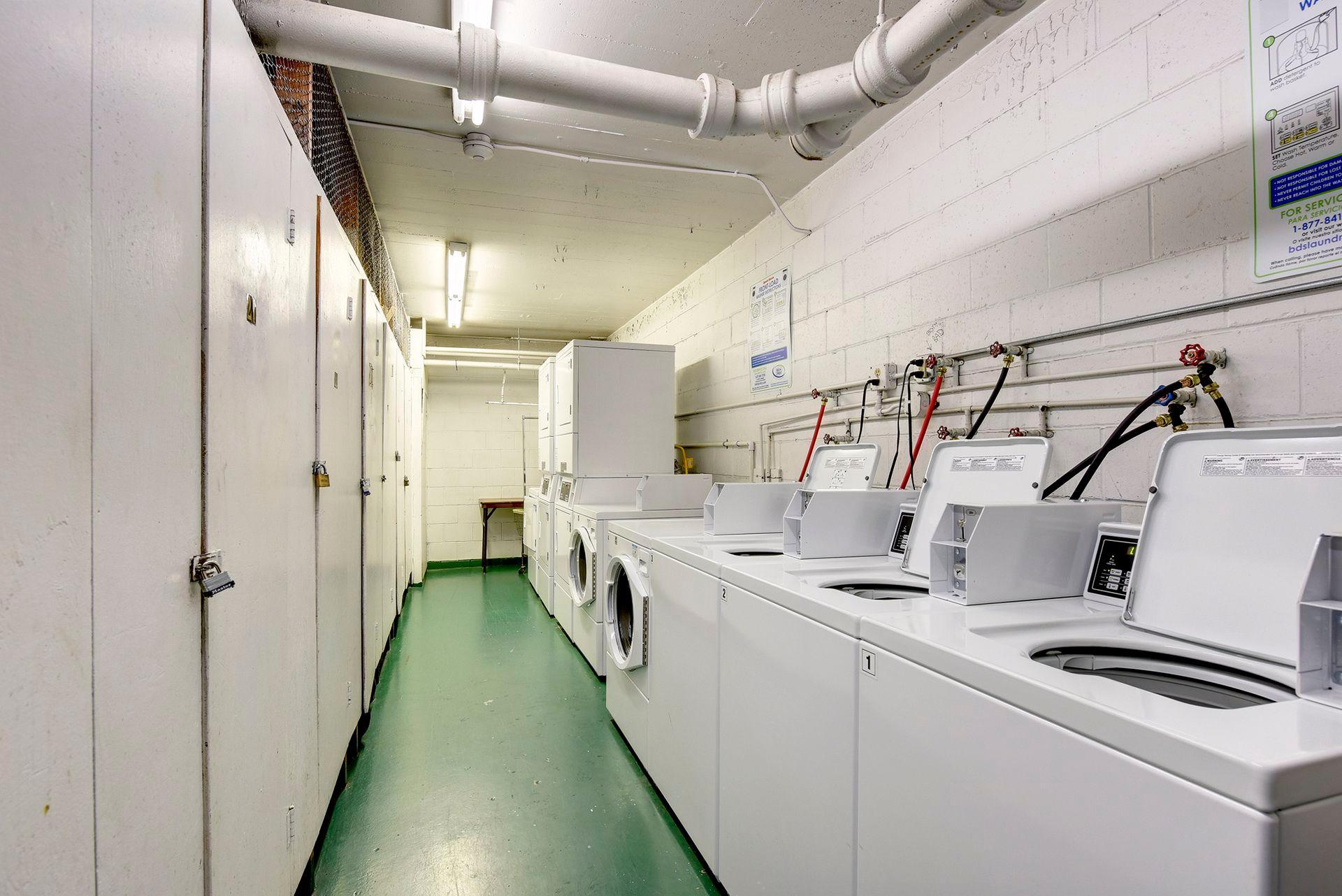 2500 Blaisdell Avenue Unit: 106