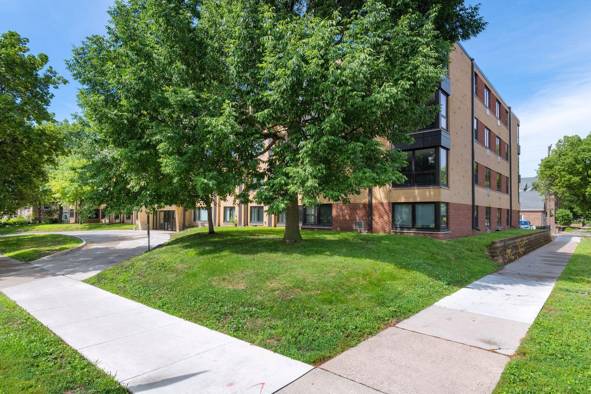 2500 Blaisdell Avenue Unit: 106