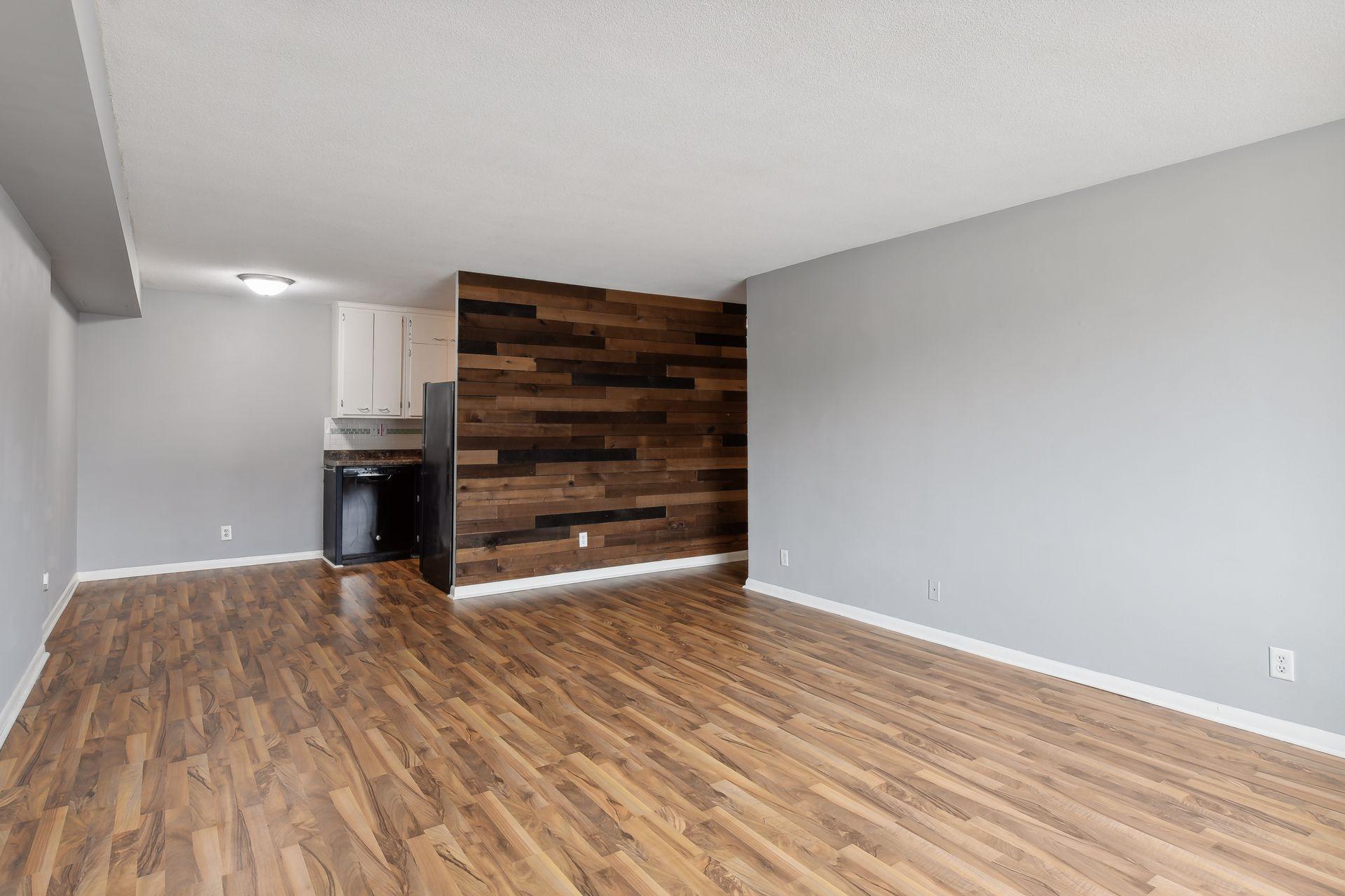 2500 Blaisdell Avenue Unit: 106