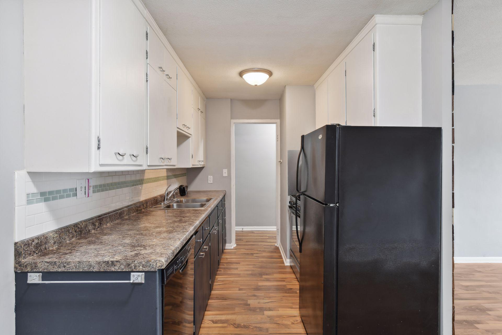 2500 Blaisdell Avenue Unit: 106