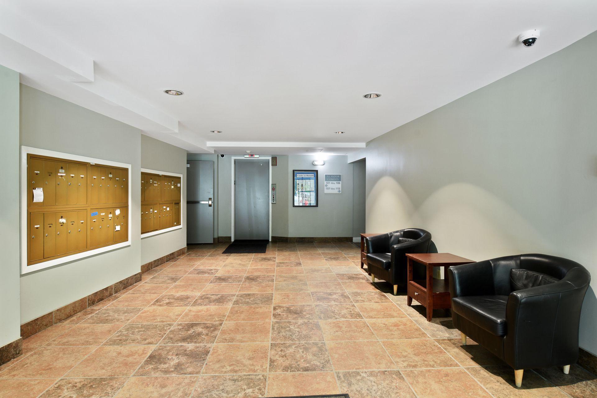 2500 Blaisdell Avenue Unit: 106