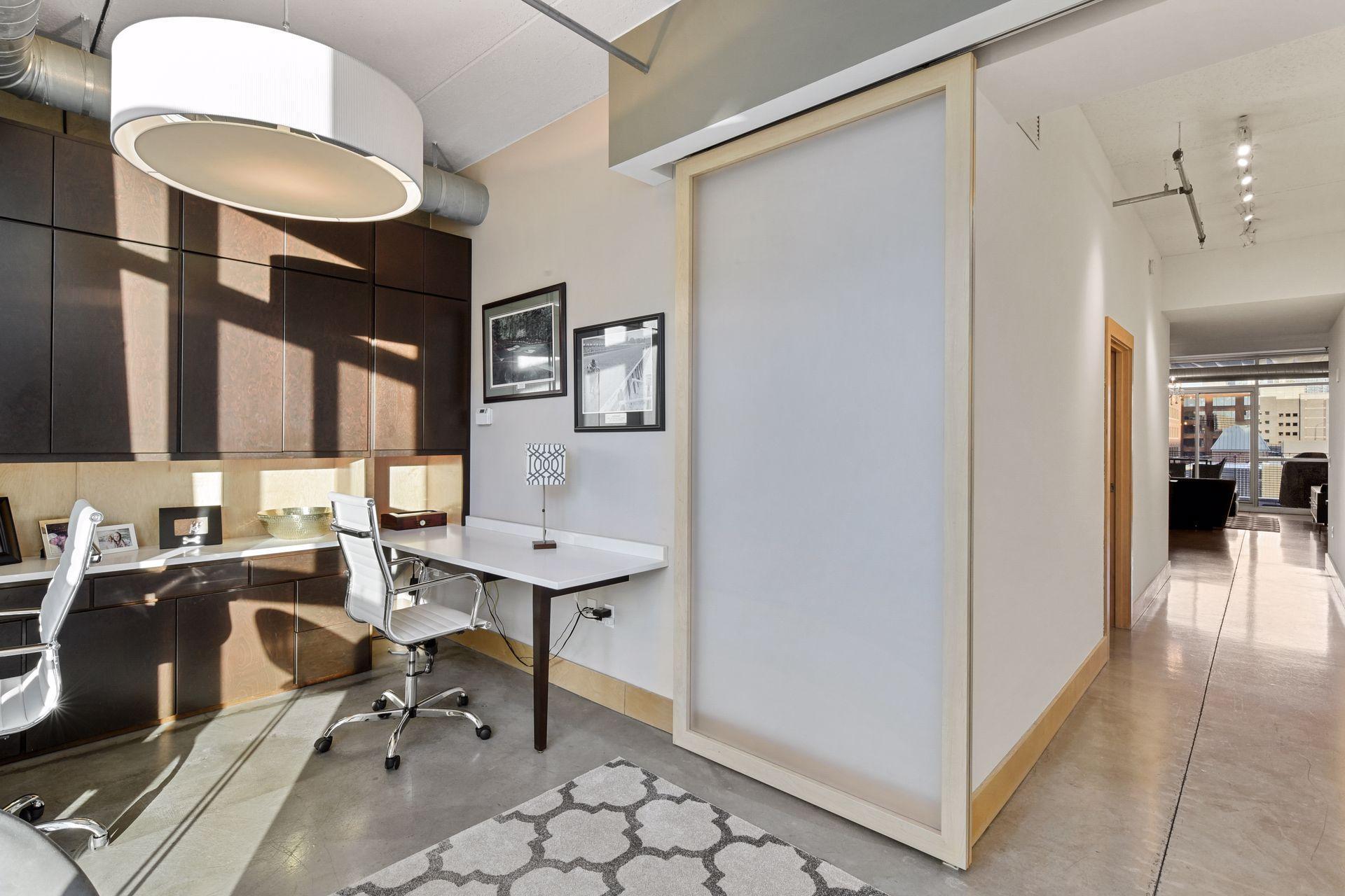 345 6th Avenue N Unit: 402
