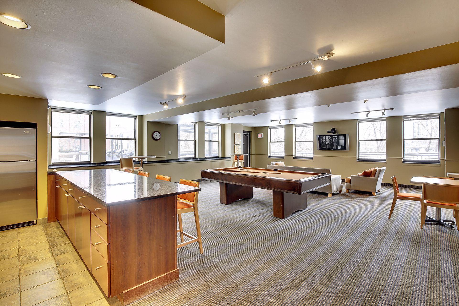 401 S 1st Street Unit: 605