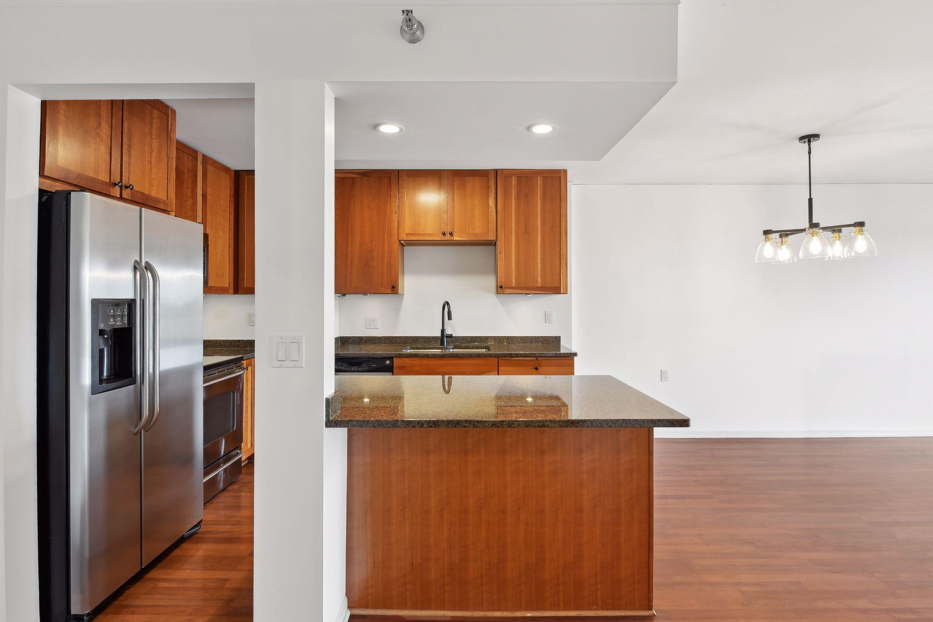 401 S 1st Street Unit: 605