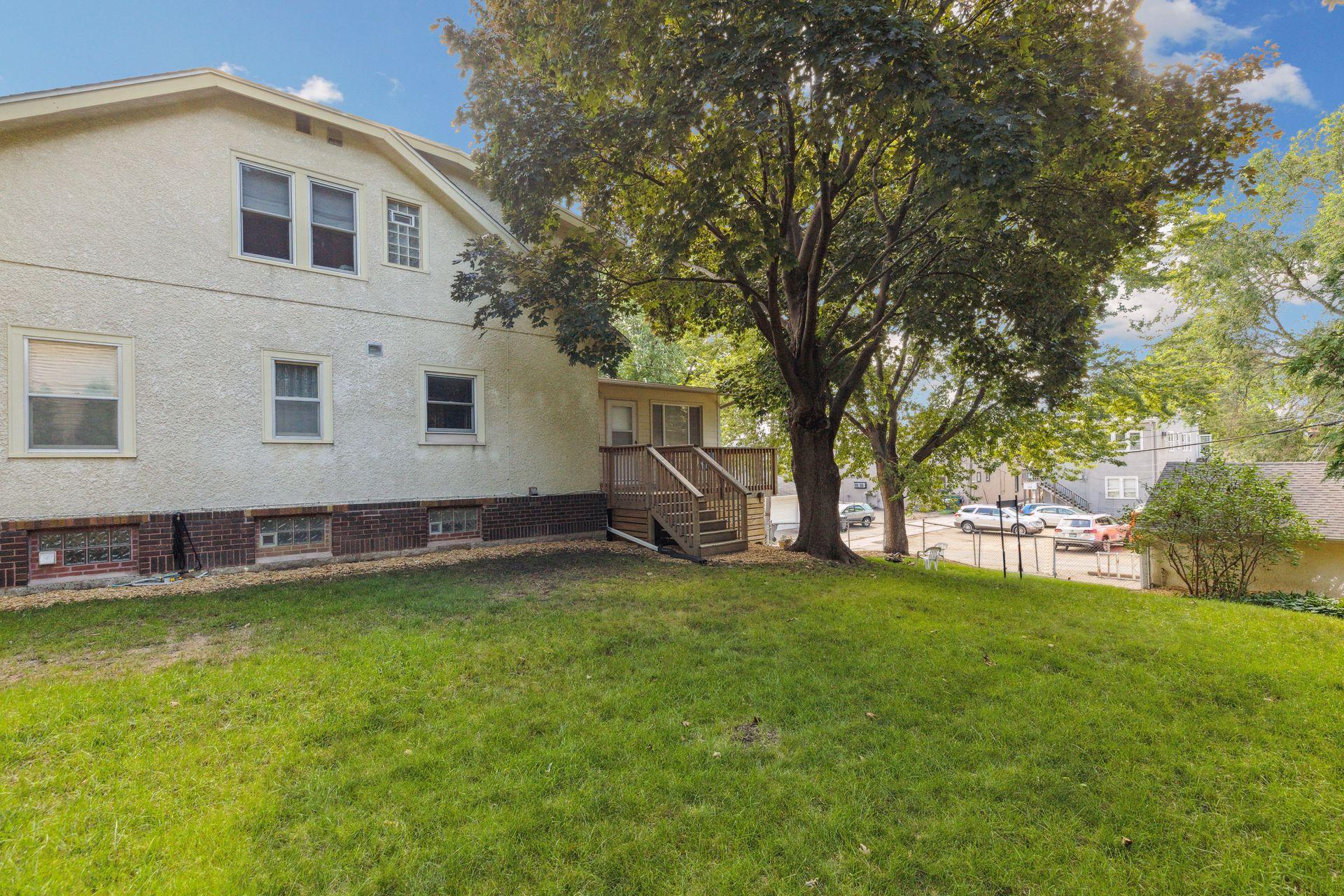 2216 Ulysses Street NE