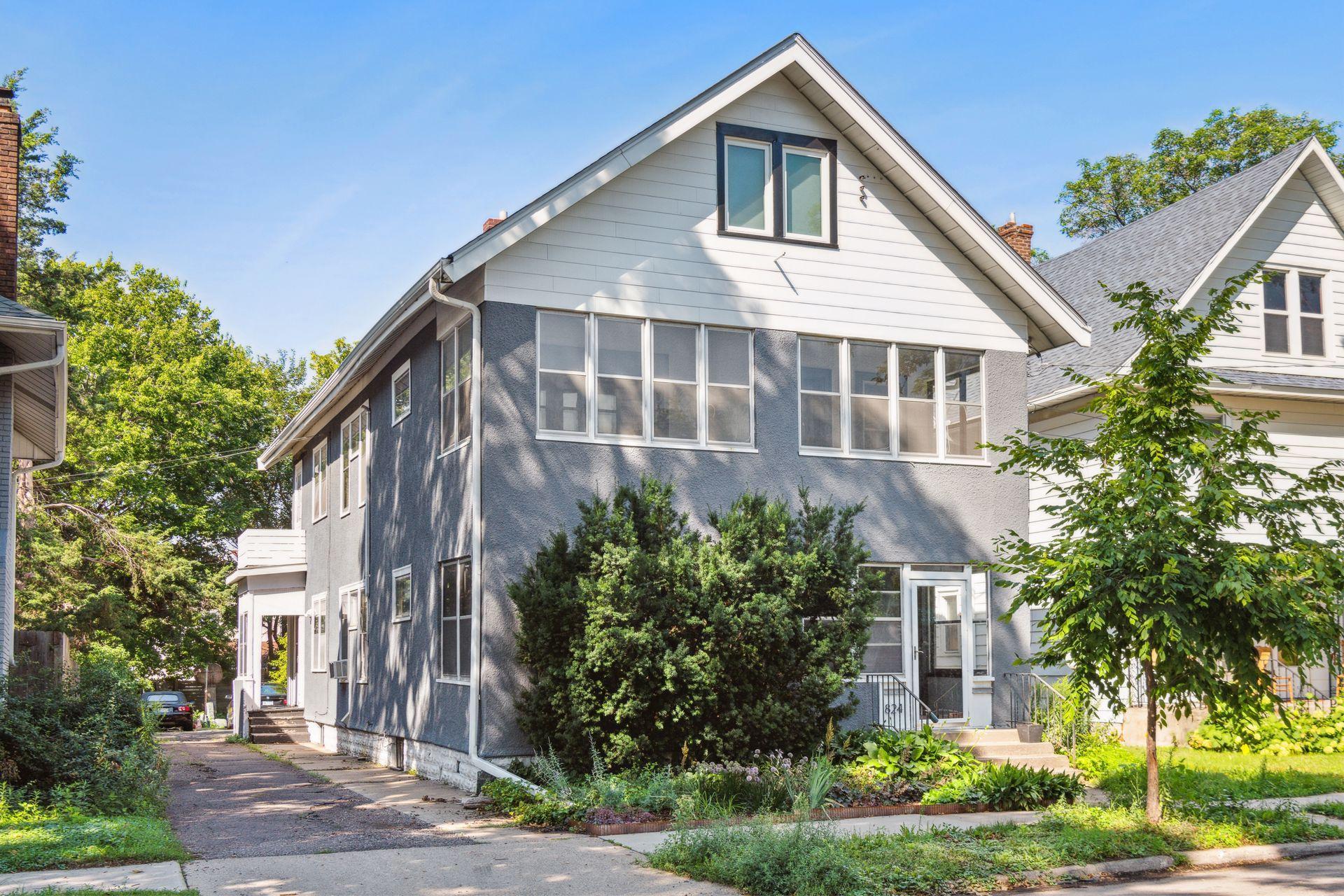 824 5th Street NE