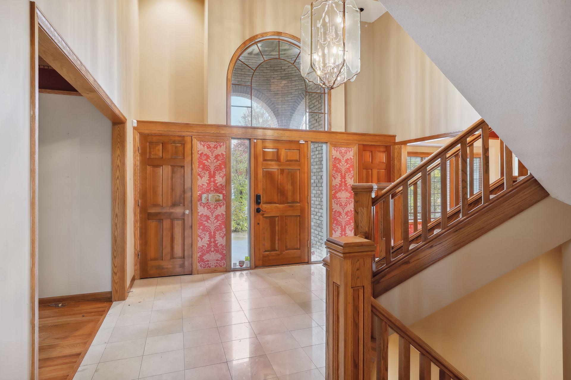 5480 Maple Ridge Court