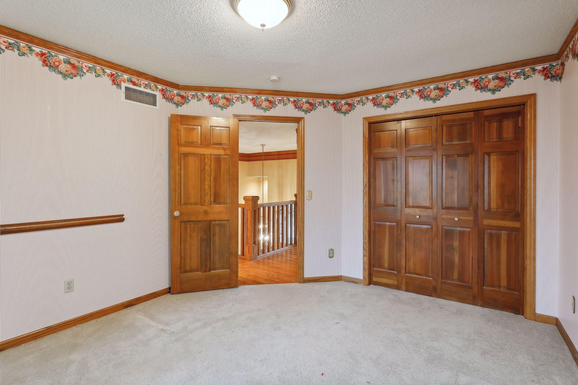 5480 Maple Ridge Court