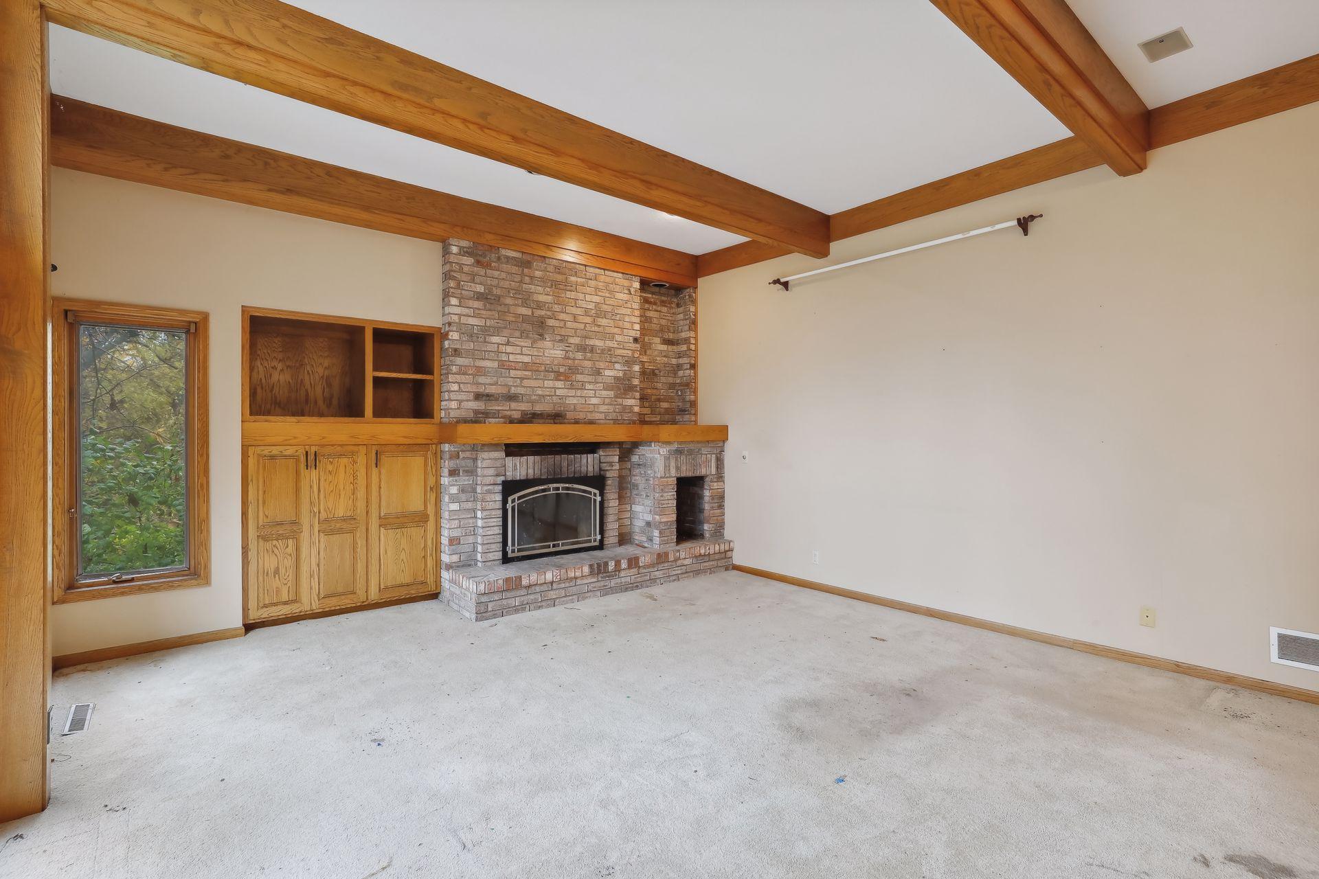 5480 Maple Ridge Court