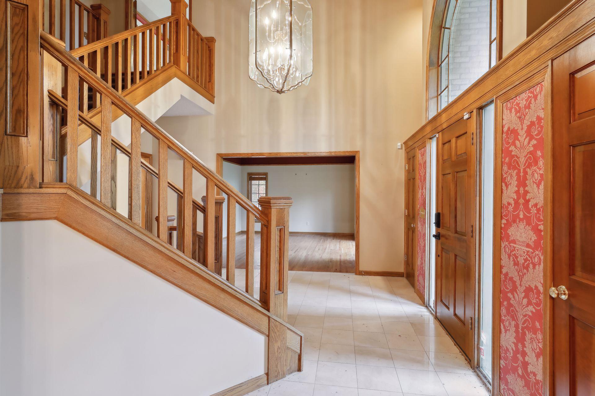 5480 Maple Ridge Court