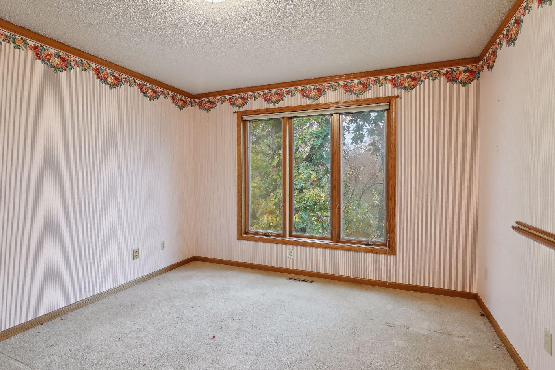 5480 Maple Ridge Court