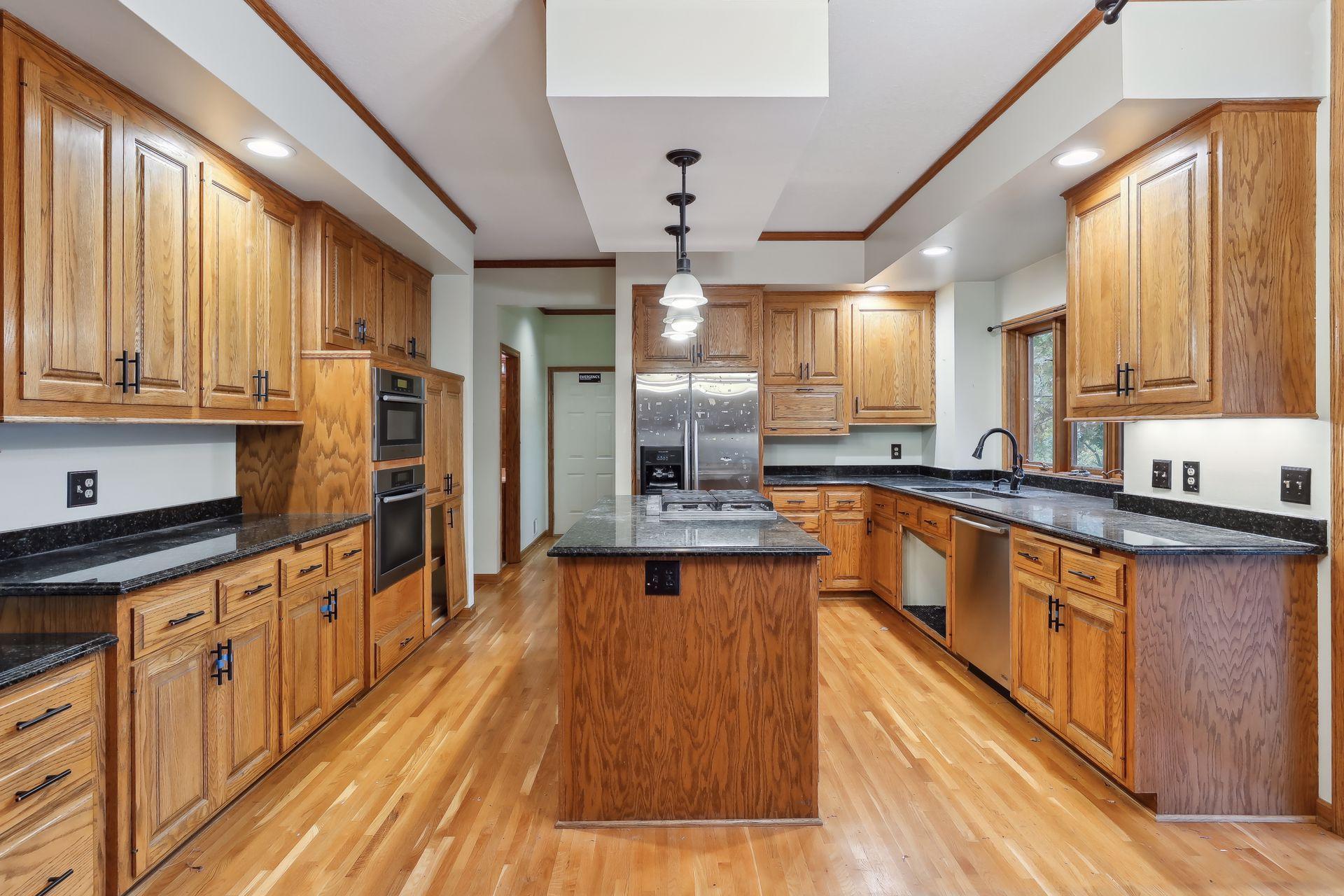 5480 Maple Ridge Court