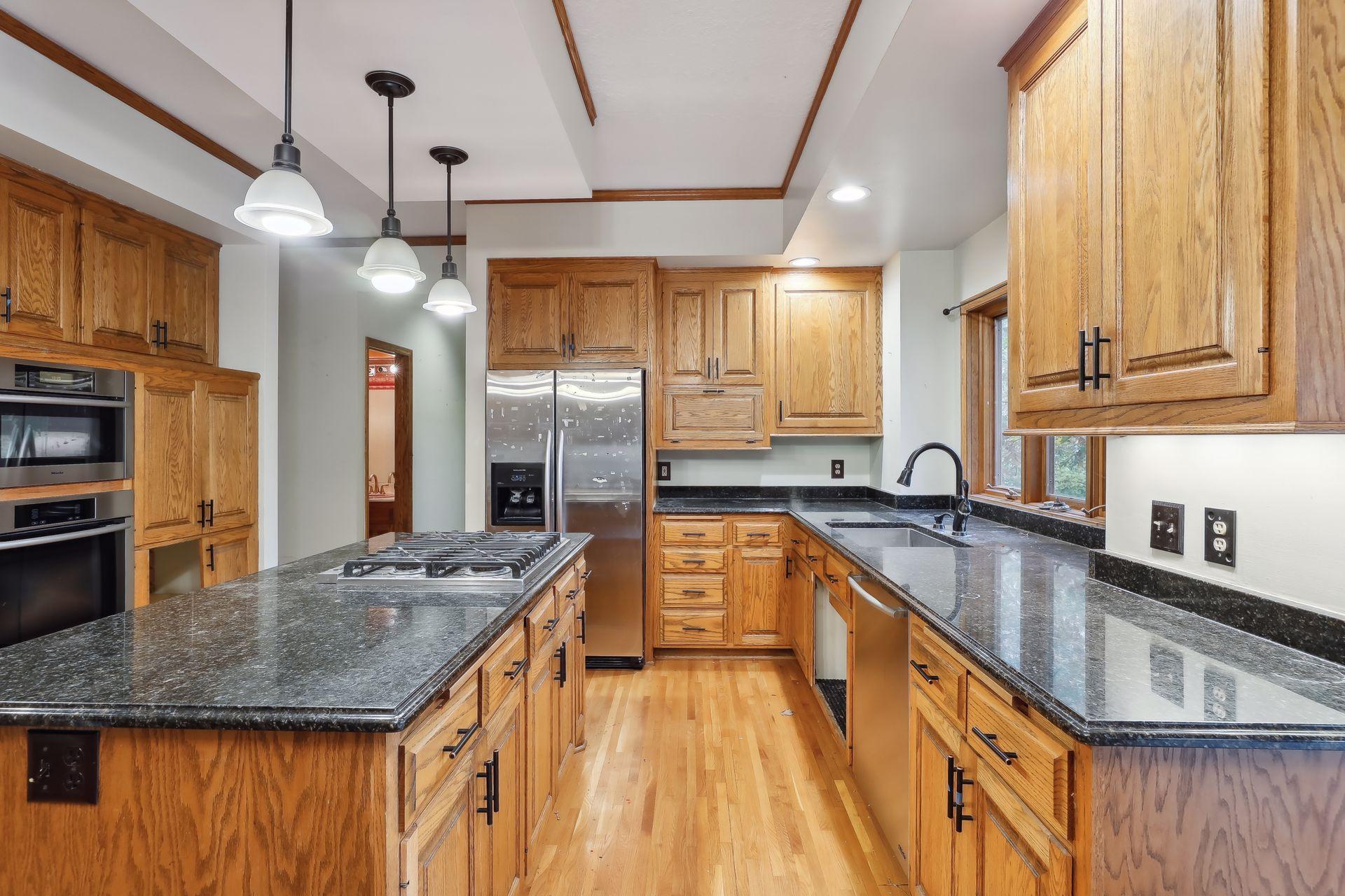 5480 Maple Ridge Court