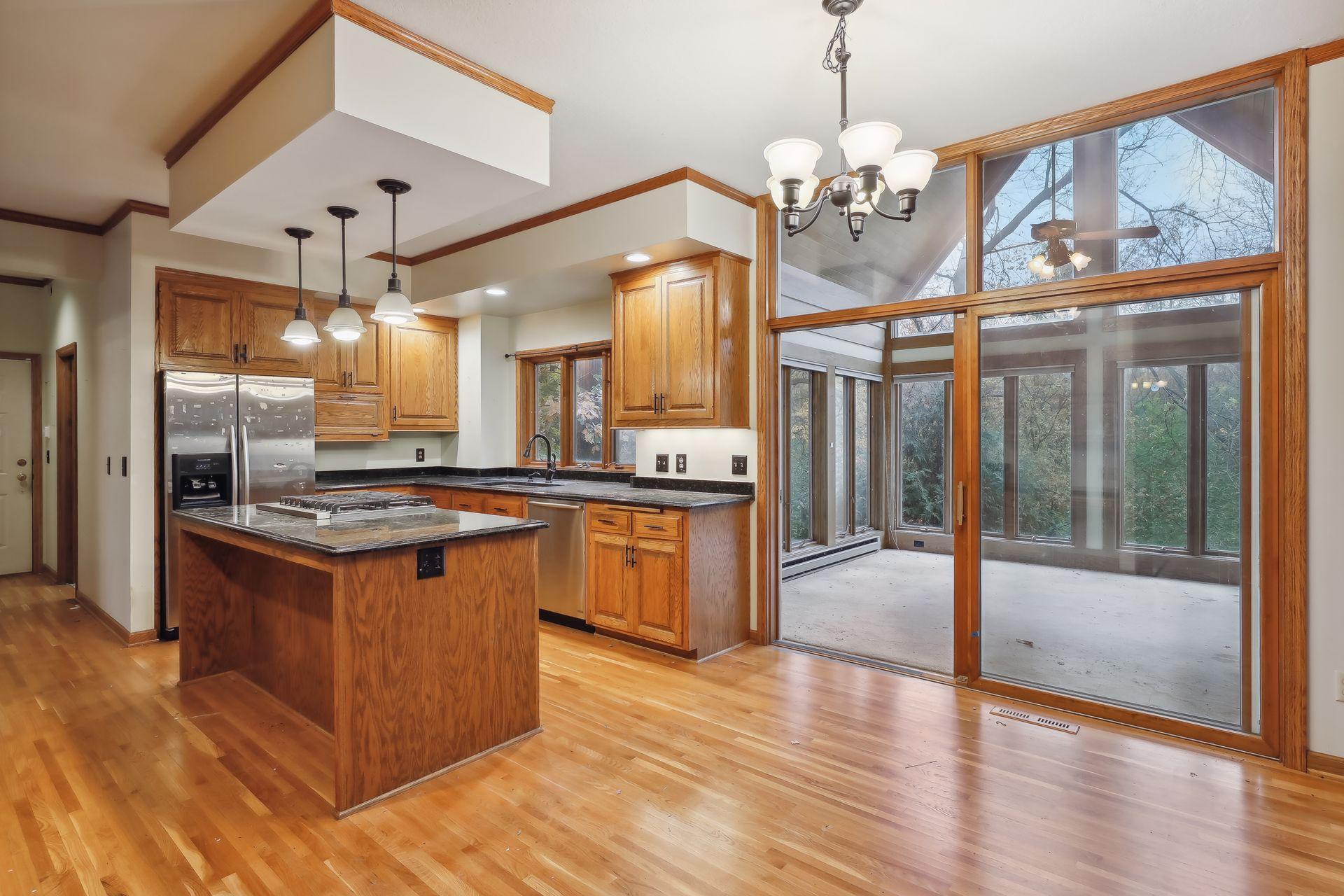 5480 Maple Ridge Court