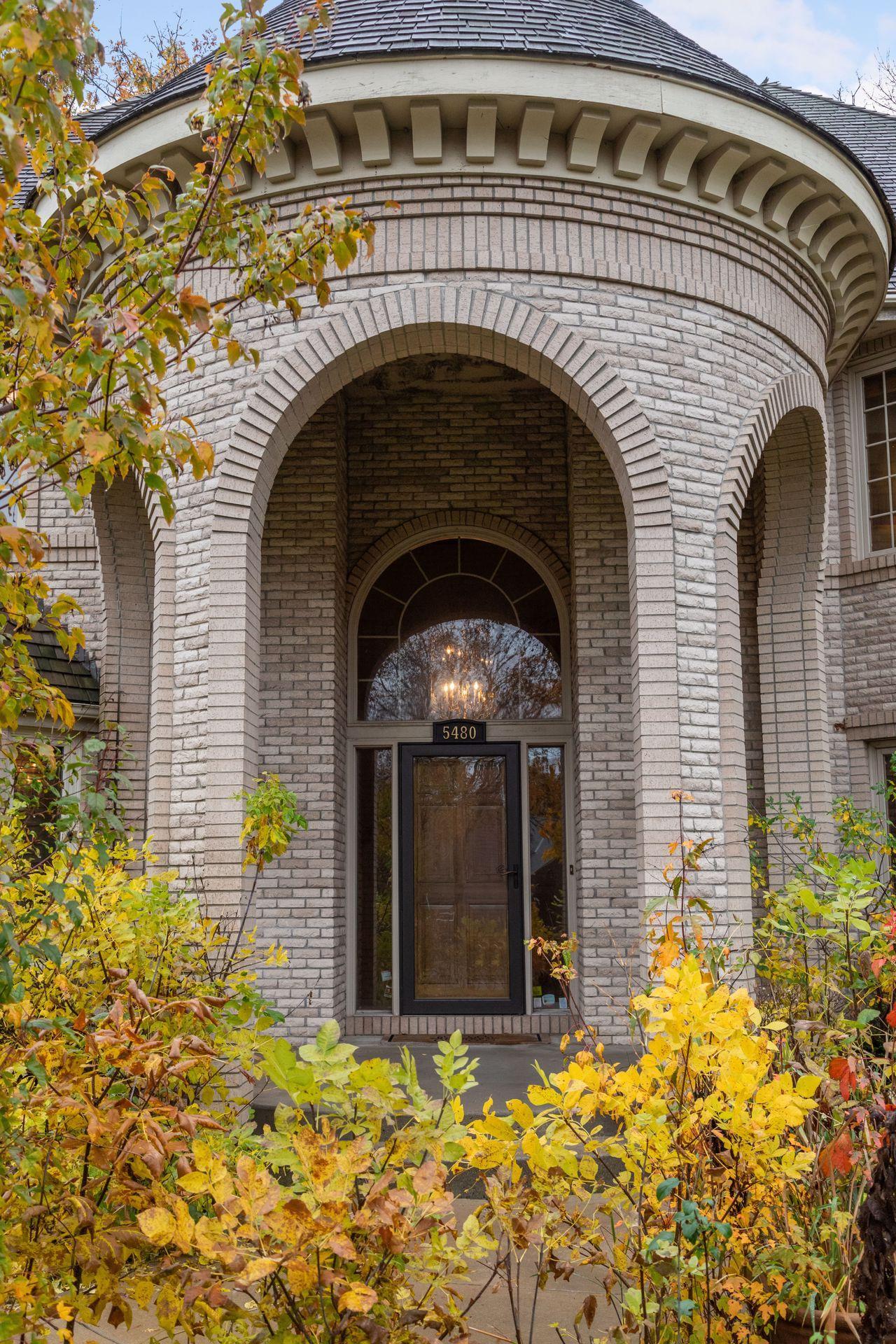 5480 Maple Ridge Court