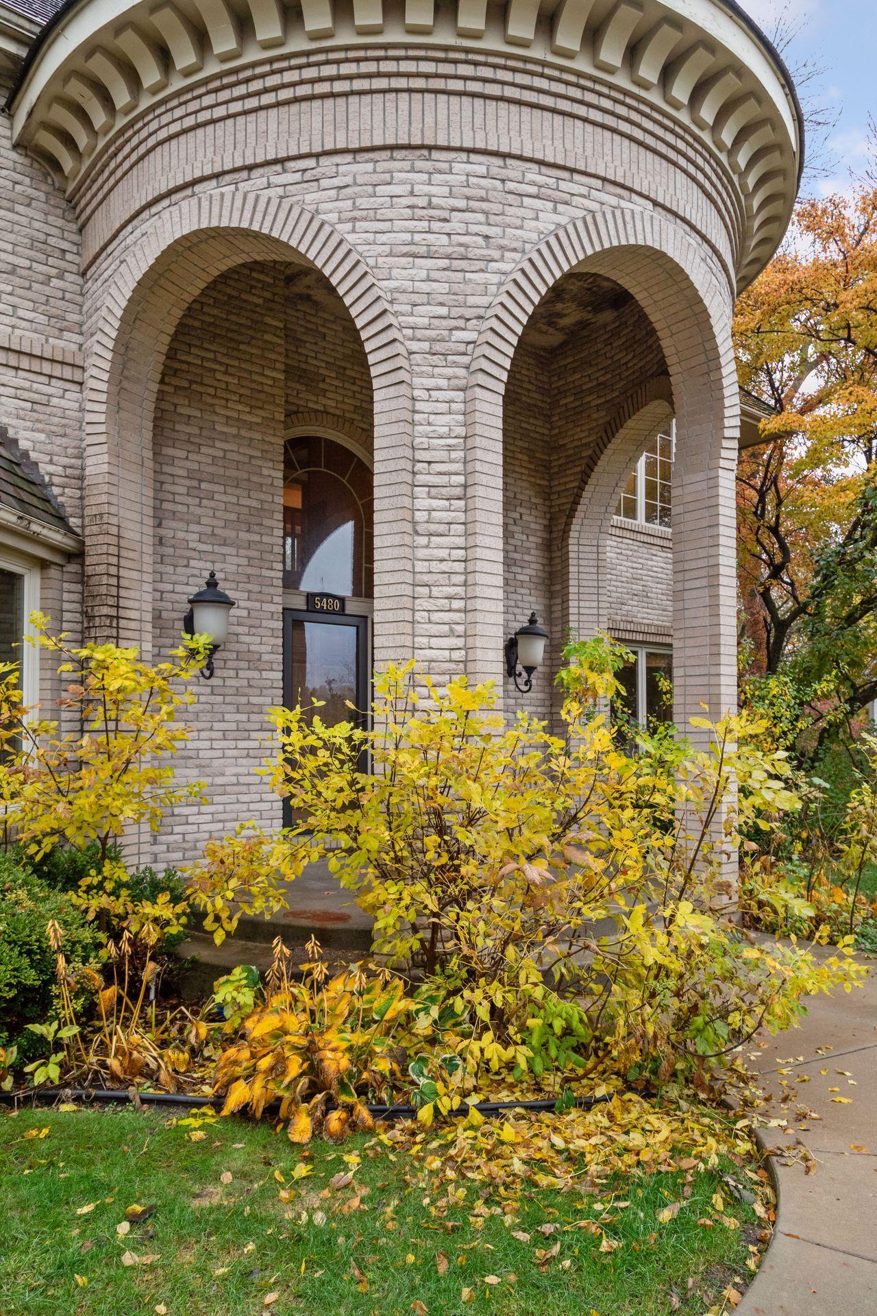 5480 Maple Ridge Court