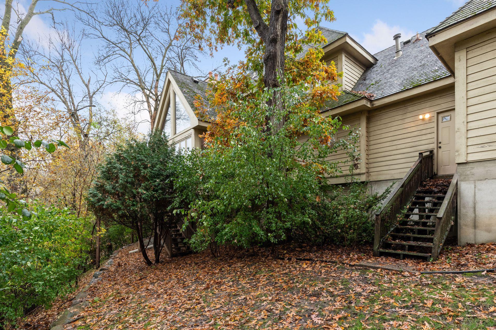 5480 Maple Ridge Court