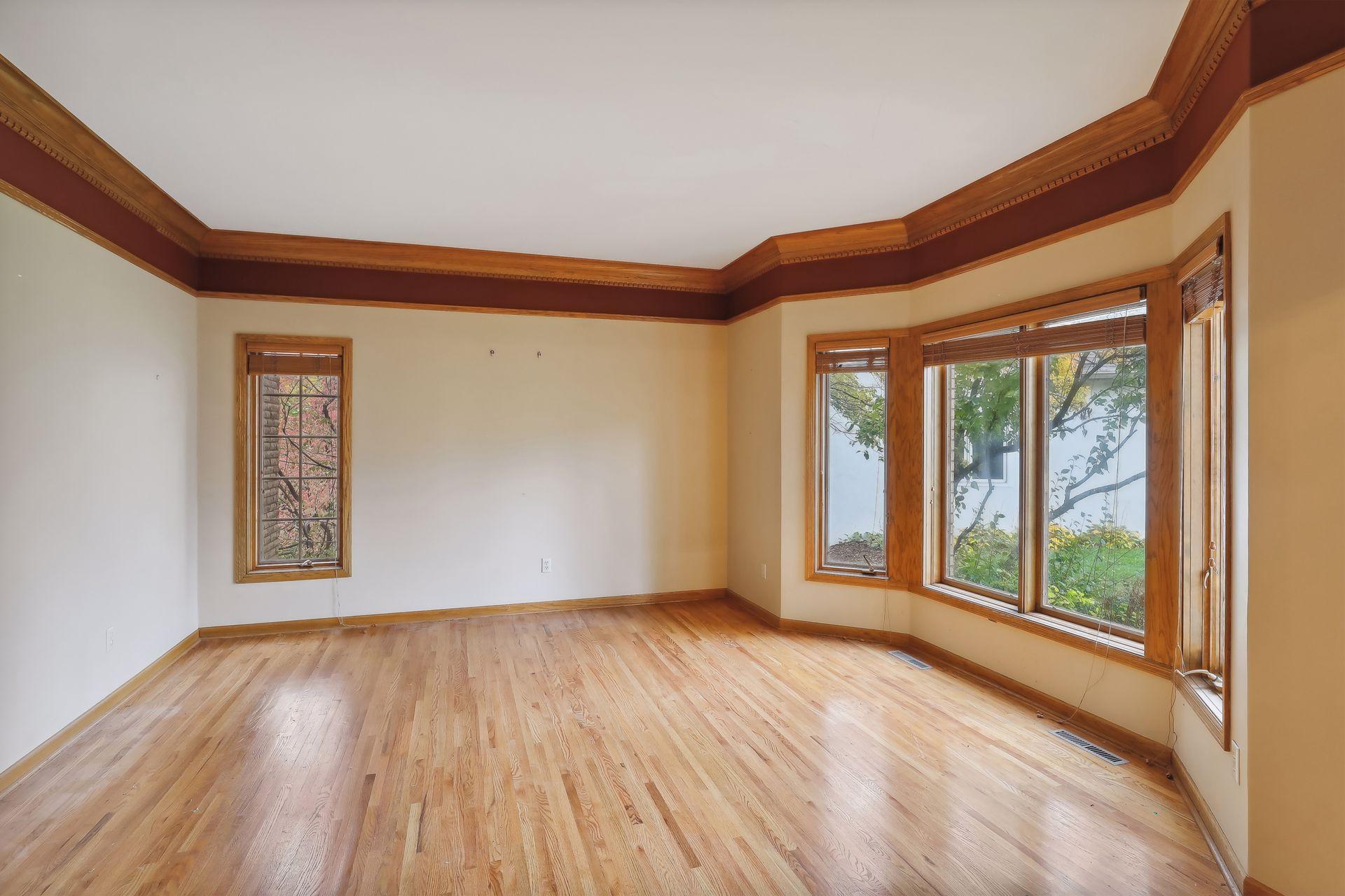 5480 Maple Ridge Court