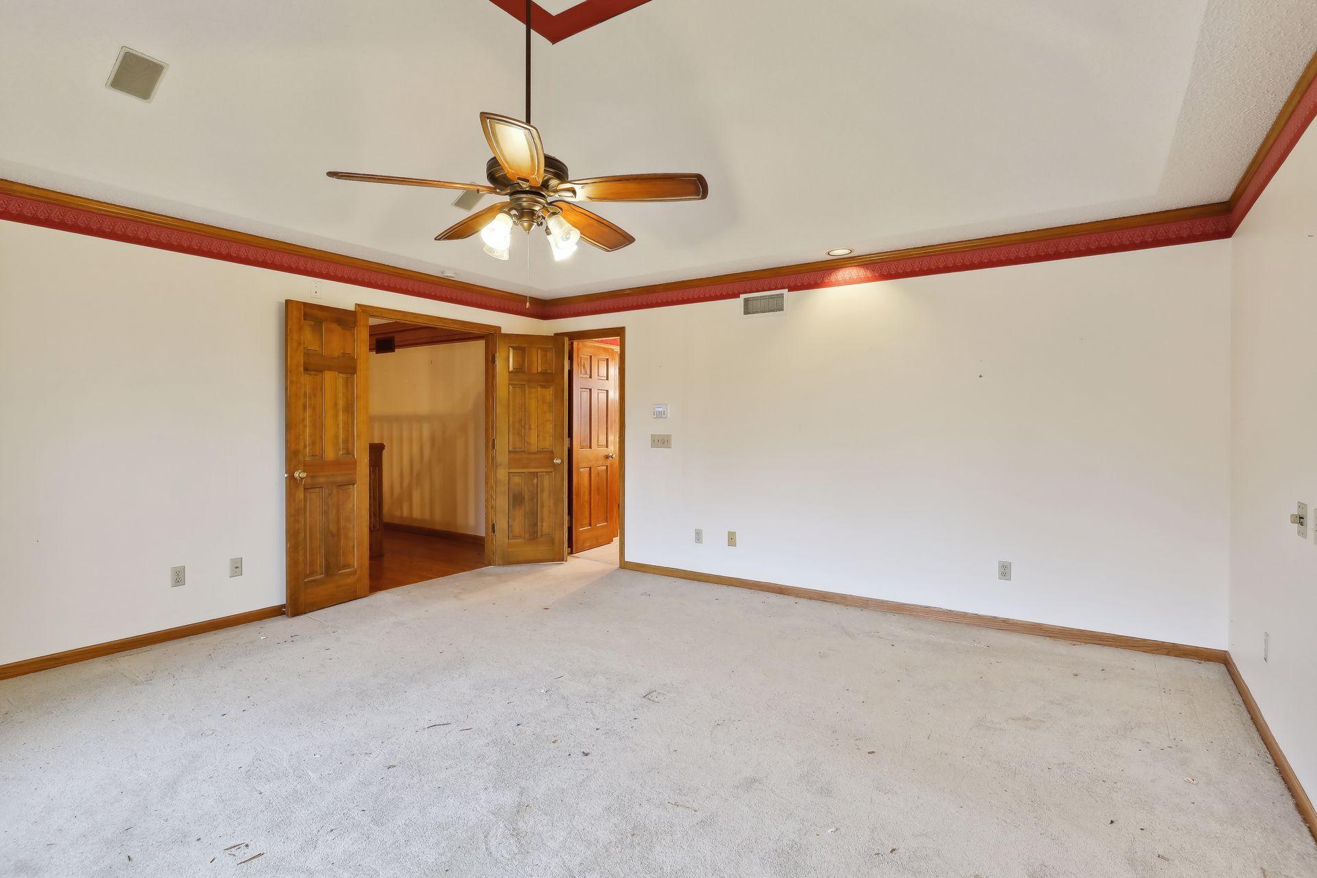 5480 Maple Ridge Court