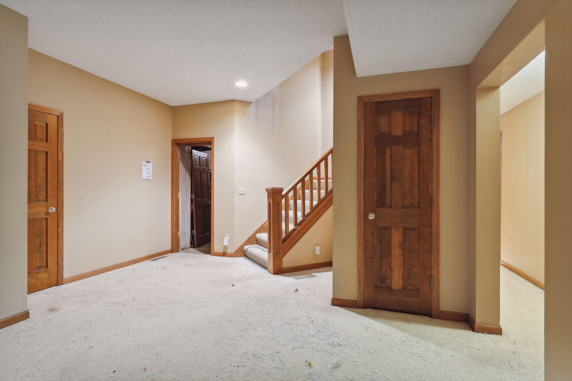 5480 Maple Ridge Court