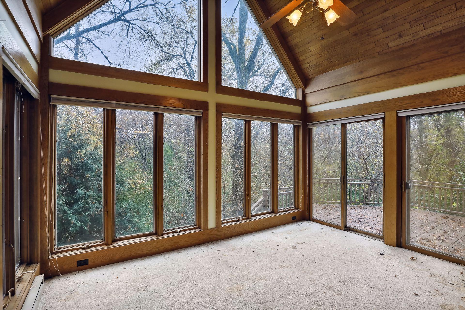 5480 Maple Ridge Court
