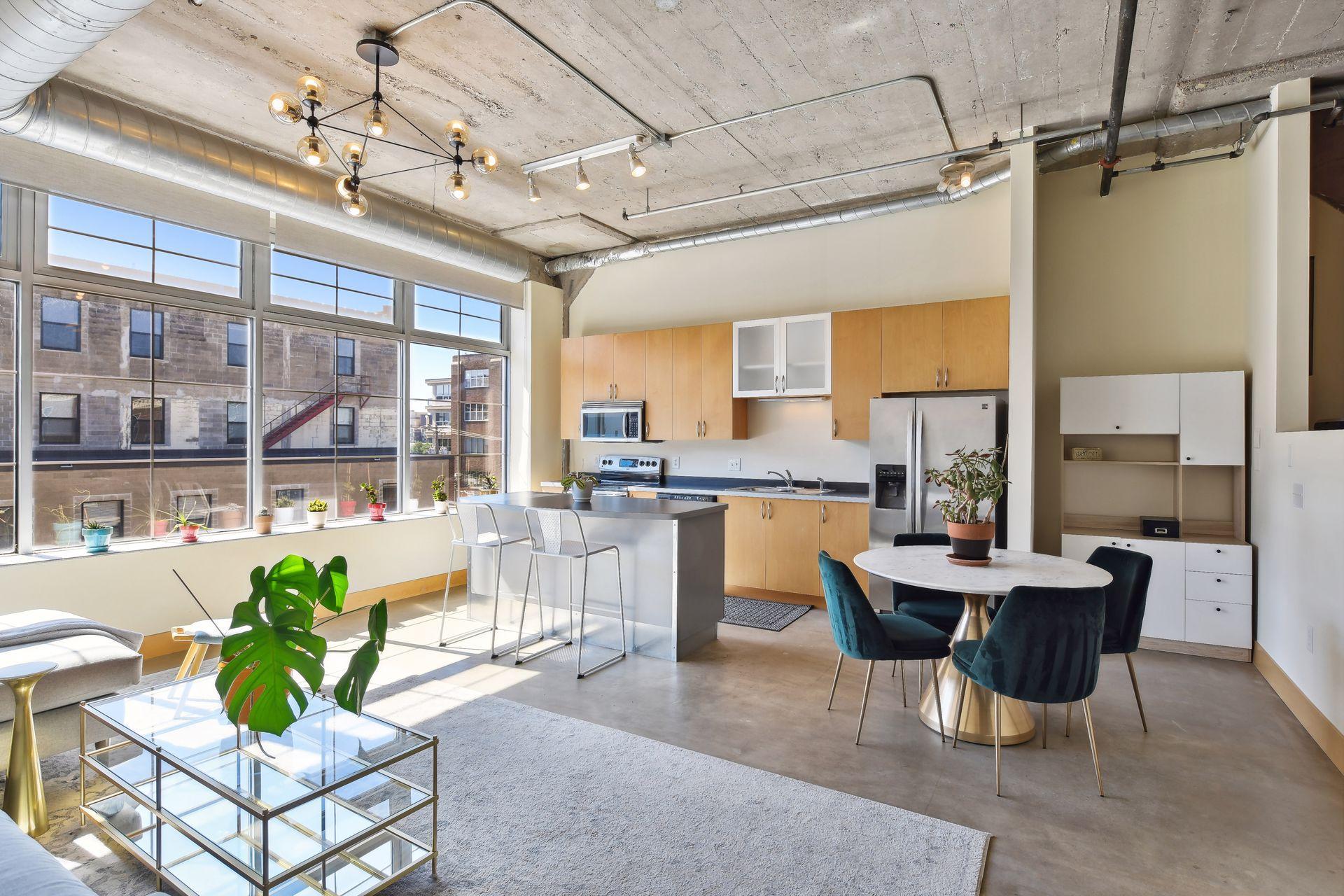 918 3rd Street N Unit: 302