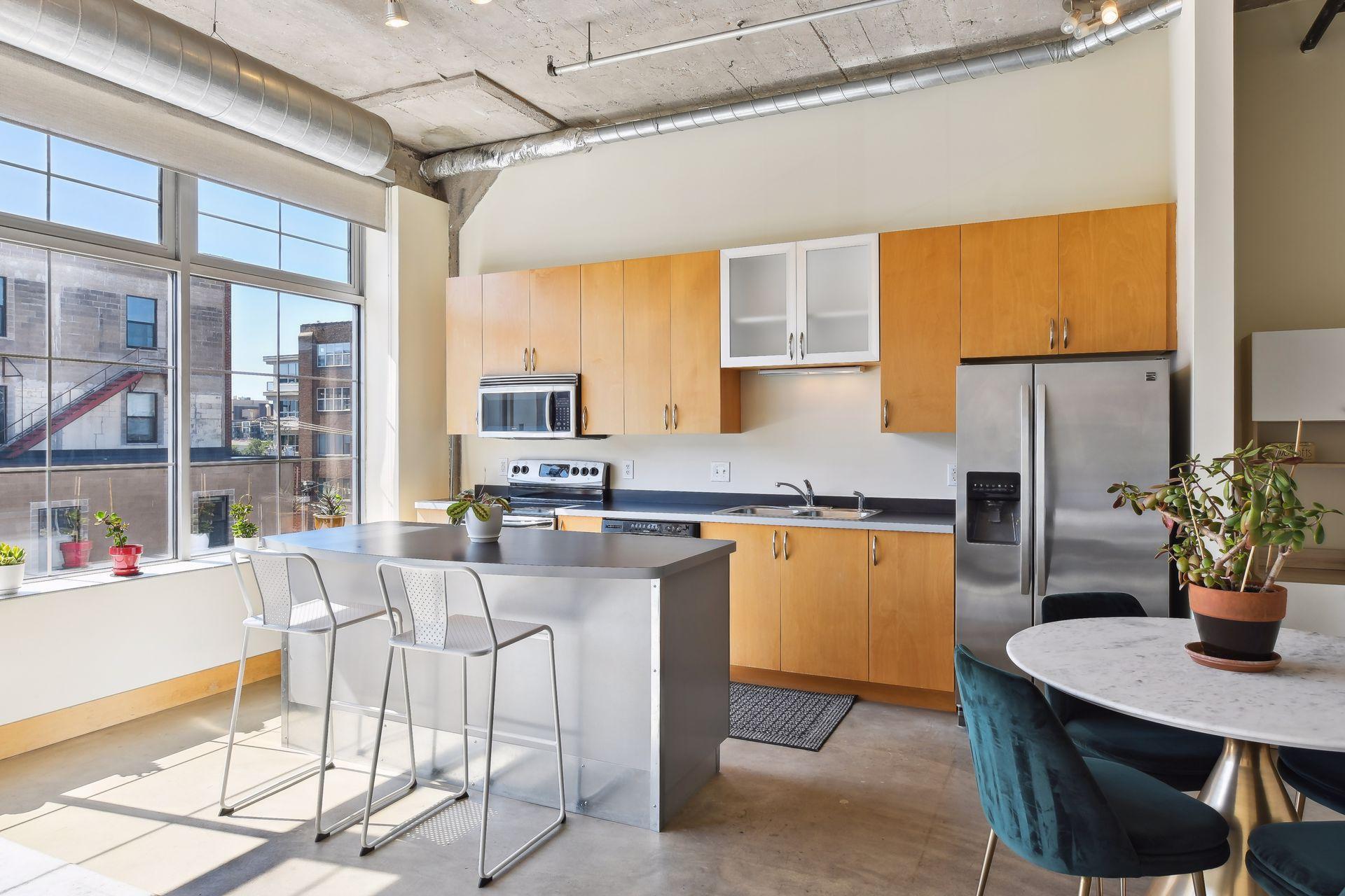 918 3rd Street N Unit: 302
