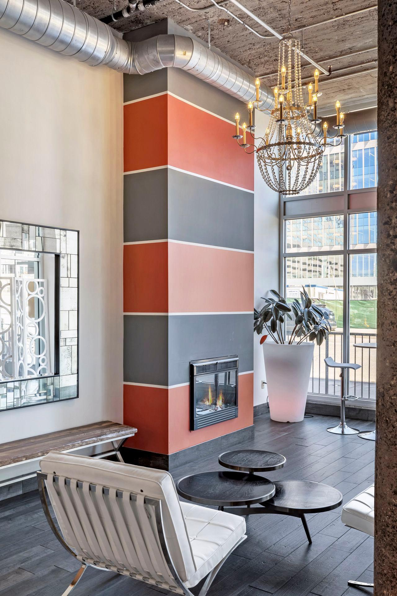521 S 7th Street Unit: 402