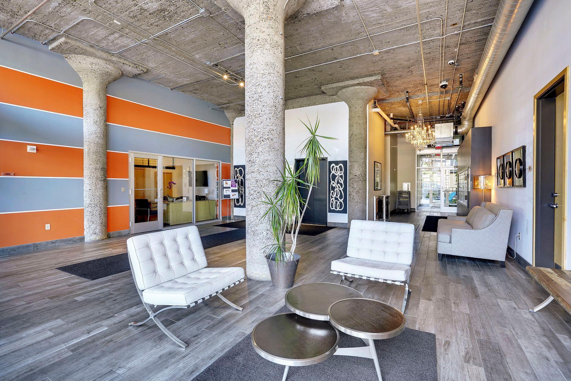 521 S 7th Street Unit: 402