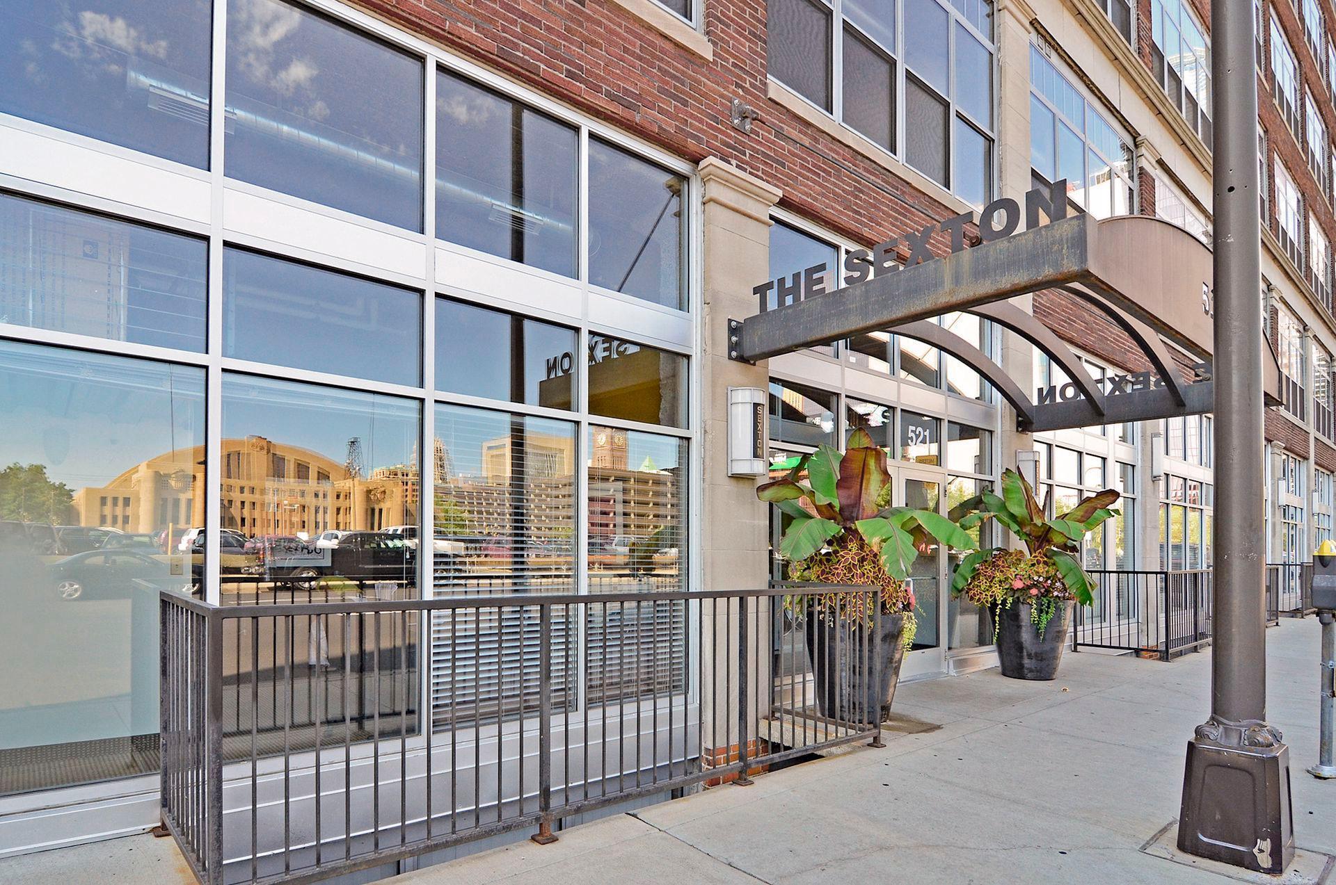 521 S 7th Street Unit: 402