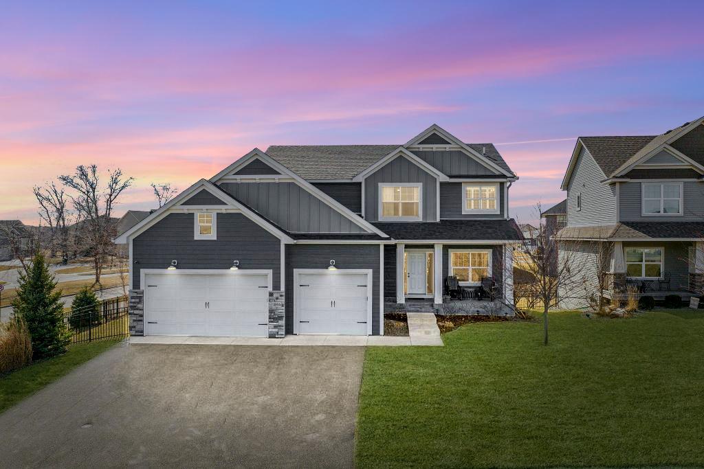 11904 Woodland Parkway NE