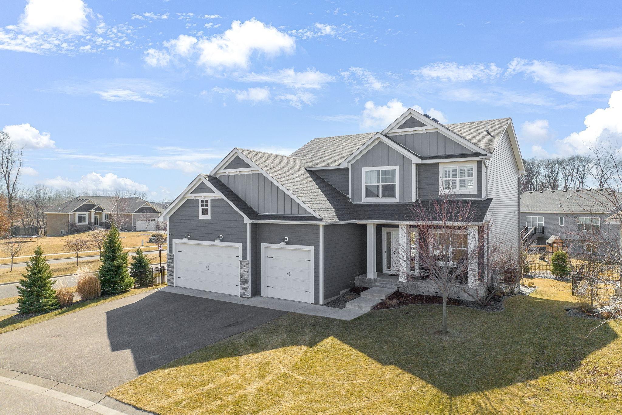 11904 Woodland Parkway NE