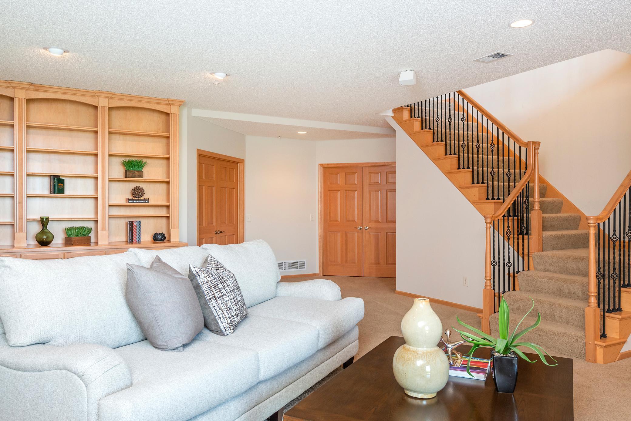 10082 Indigo Drive