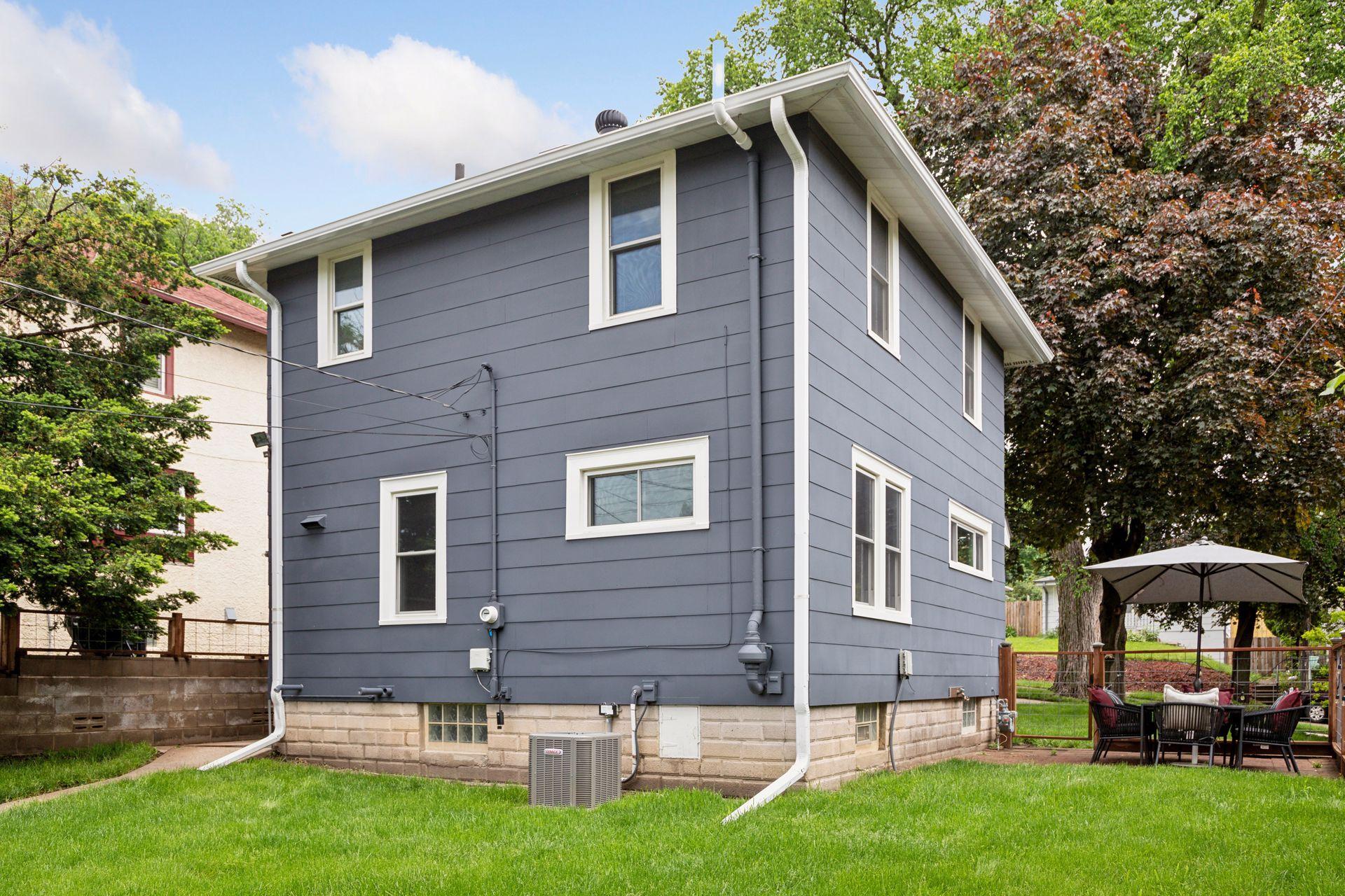3242 Ulysses Street NE