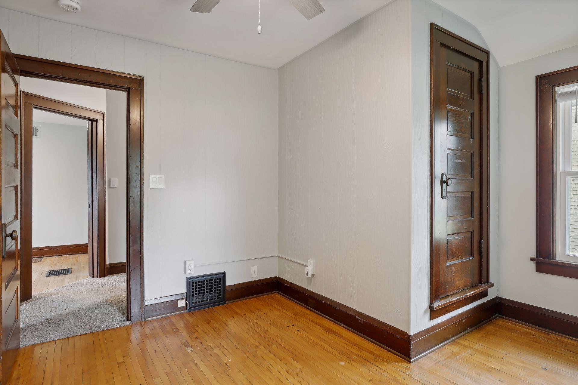 3242 Ulysses Street NE
