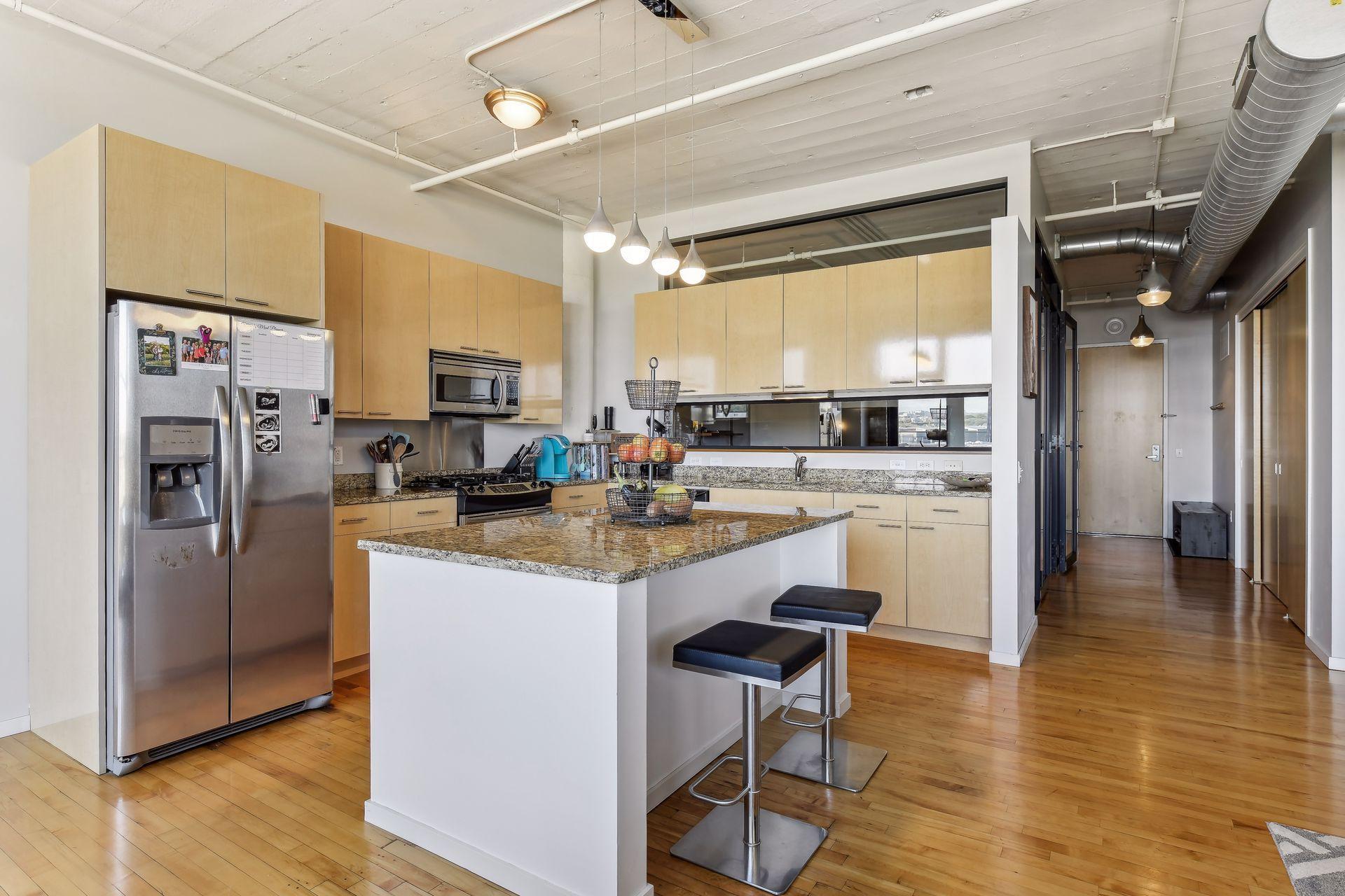 290 Market Street Unit: 808