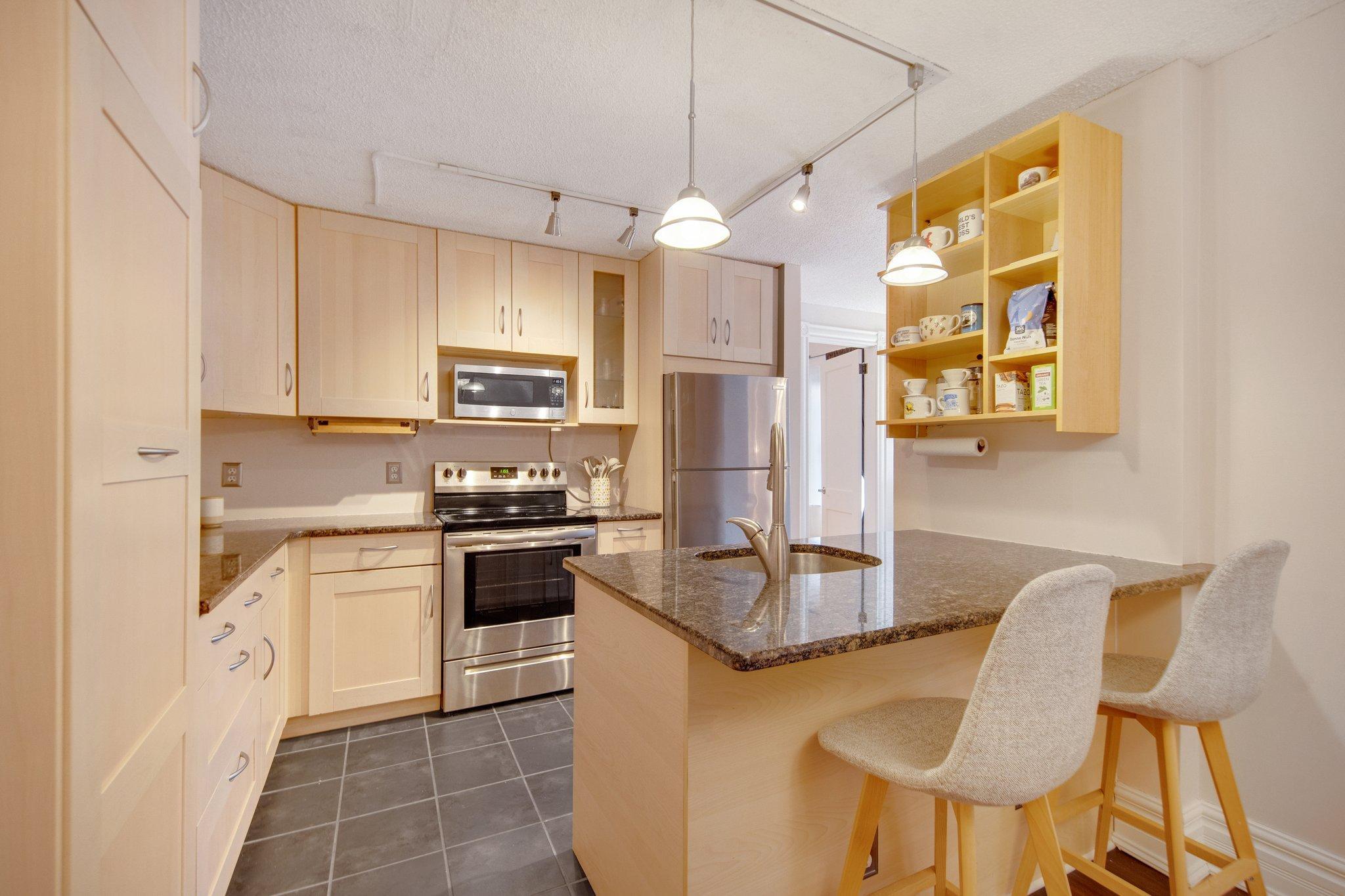 79 Western Avenue N Unit: 505
