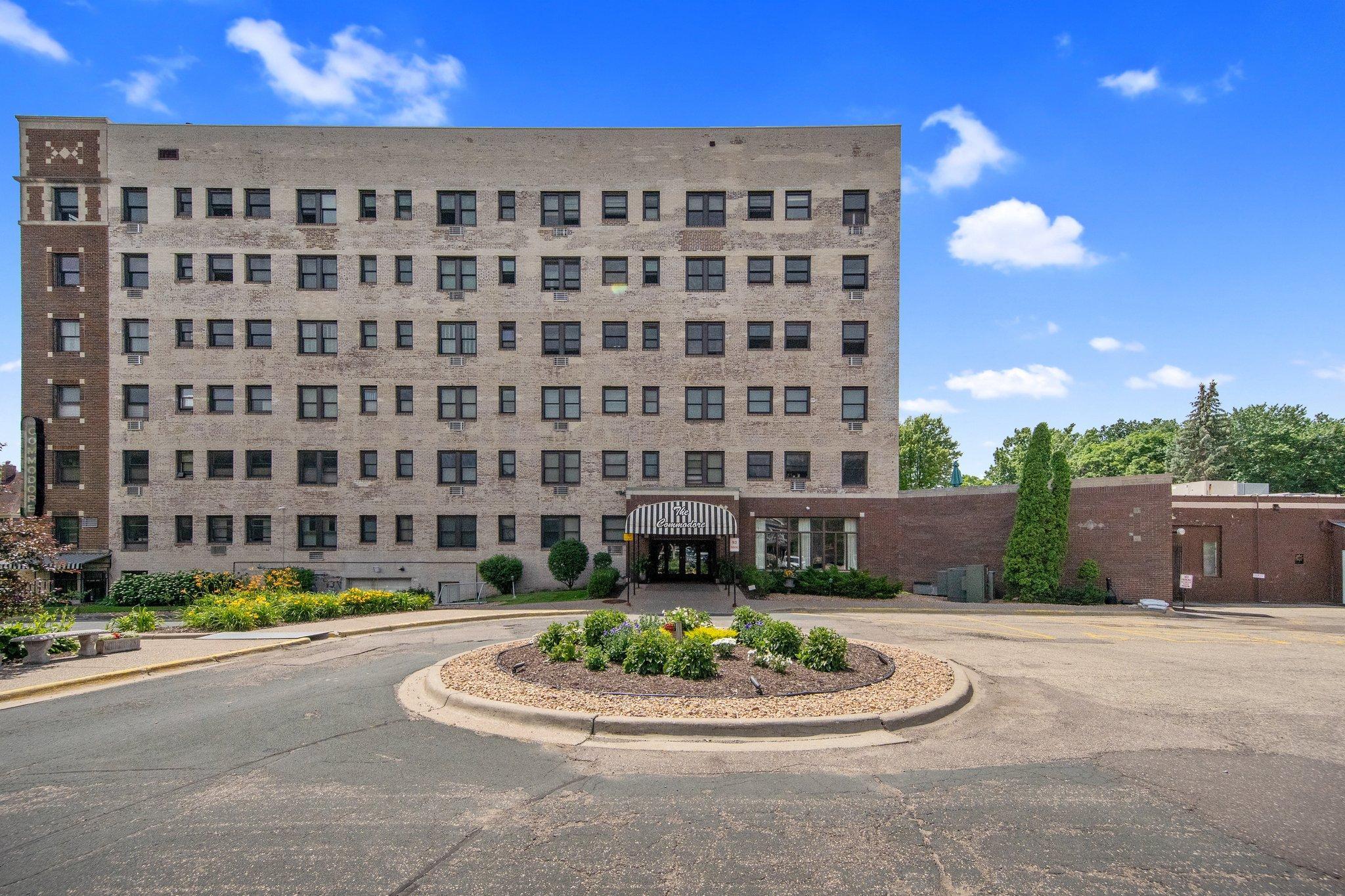 79 Western Avenue N Unit: 505